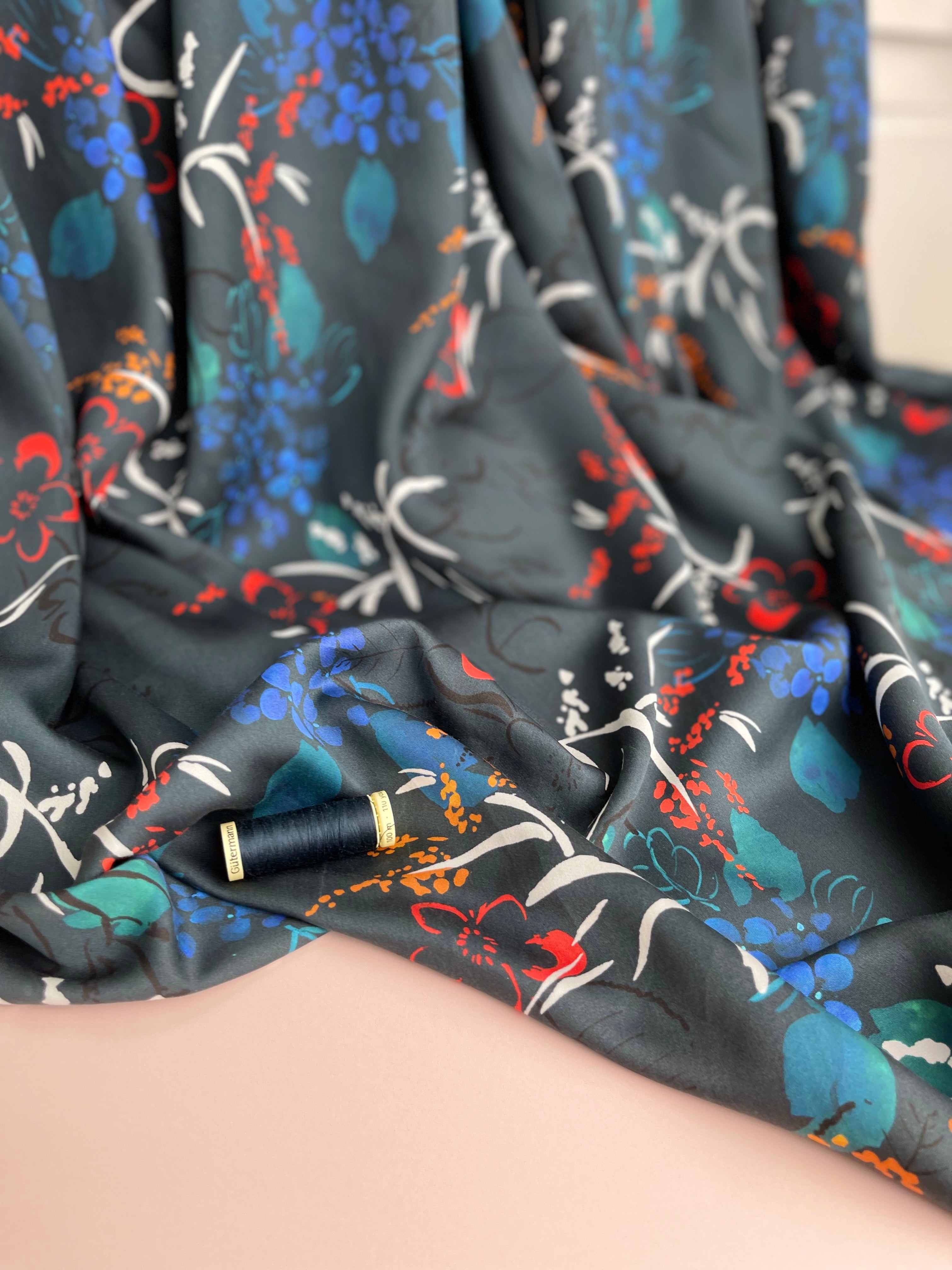 Garden of Dreams - Midnight Blooms Sateen with TENCEL™ Lyocell Fibres