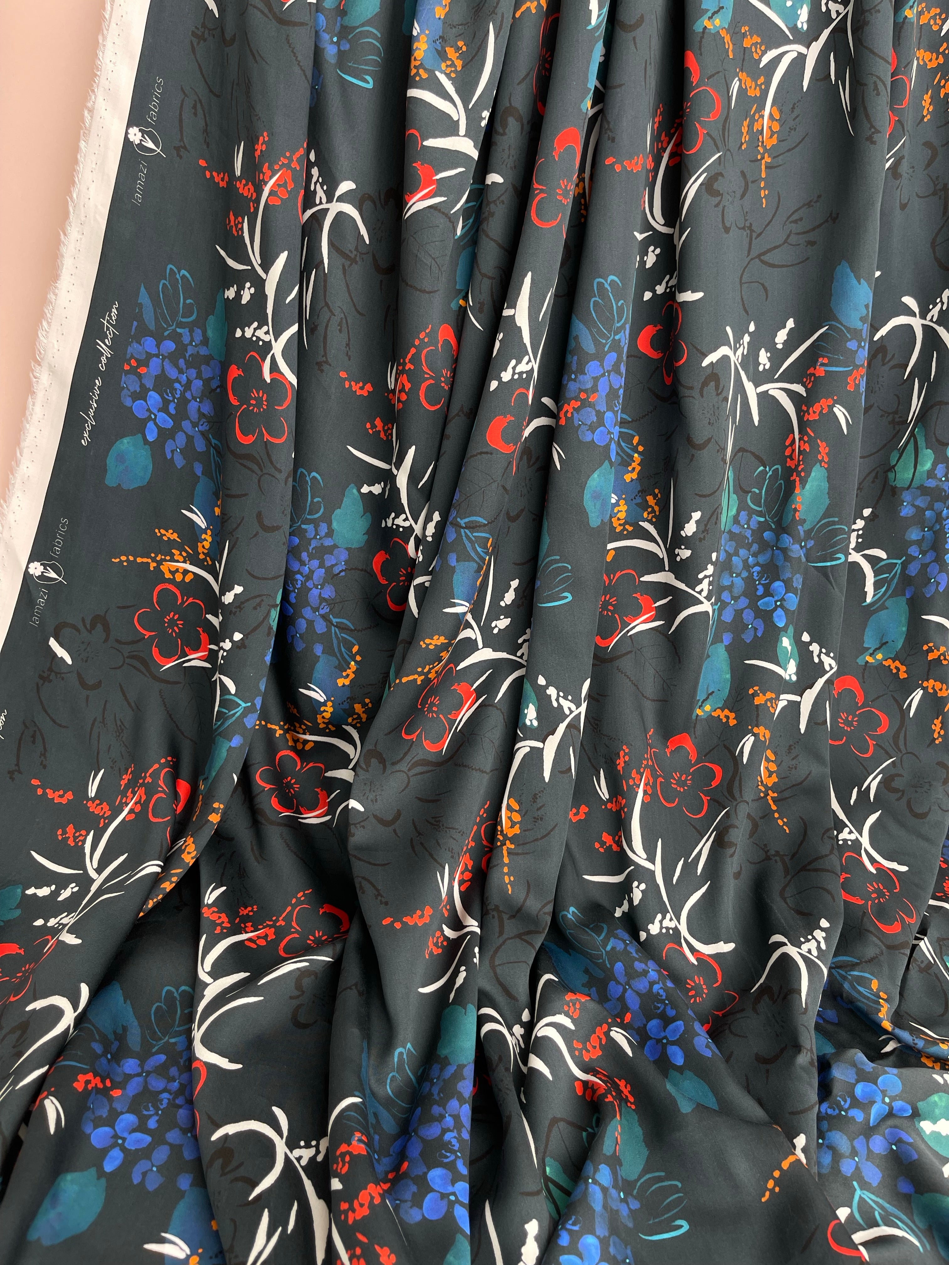 Garden of Dreams - Midnight Blooms Sateen with TENCEL™ Lyocell Fibres