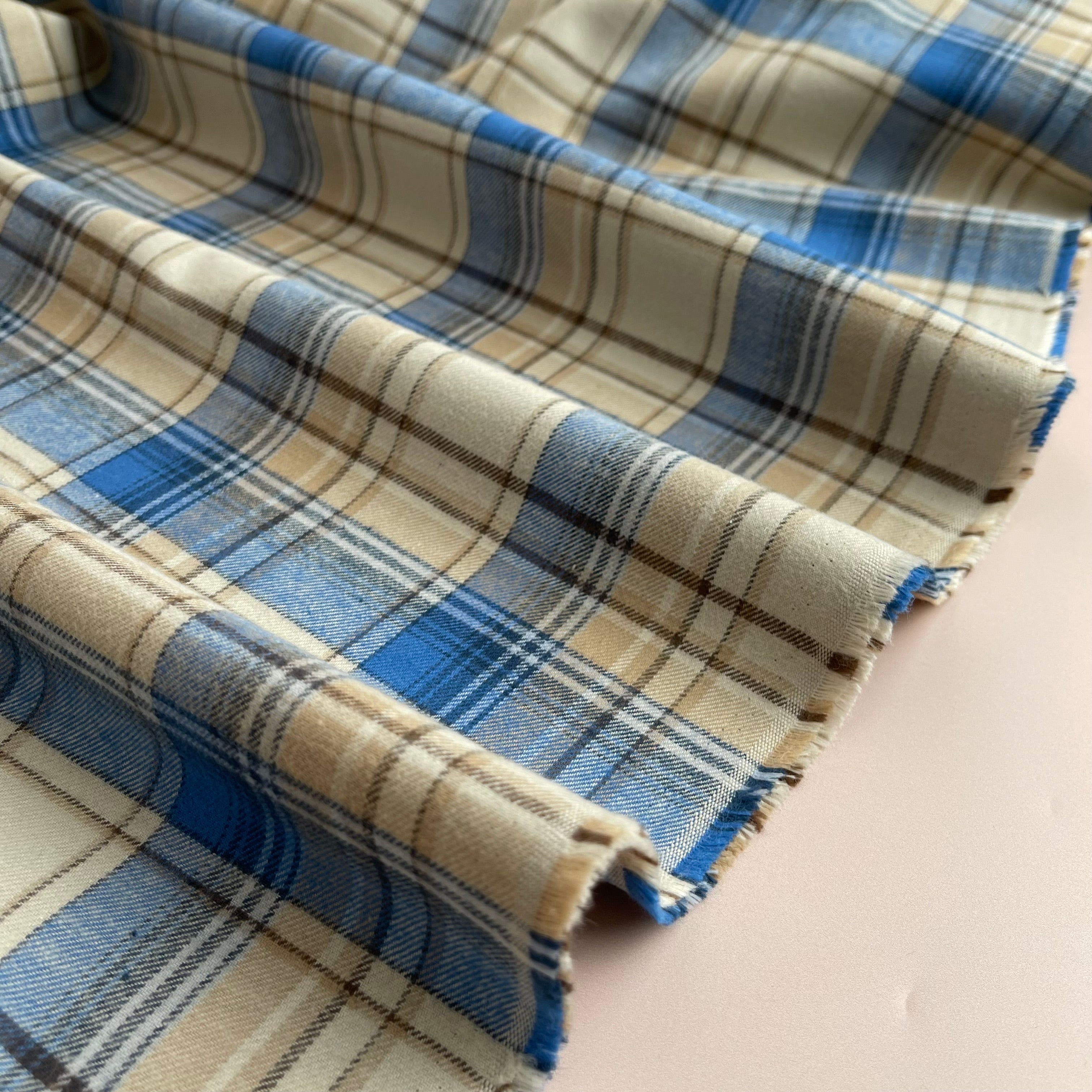 REMNANT 1 Metre - Highland Cream & Blue Yarn Dyed Cotton Flannel
