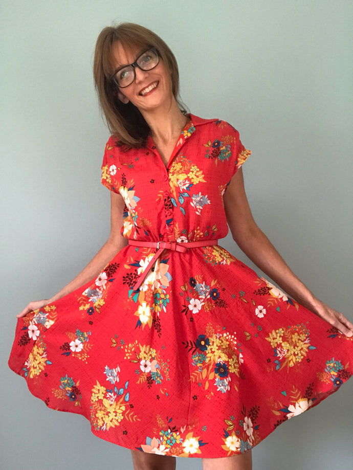 Penny Dress in mesmerising Summerdress Dreams Flare made and reviewed by Amanda