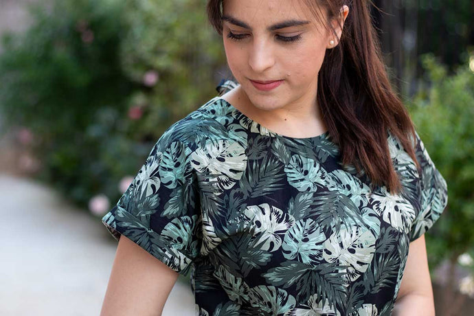 My Obsession with Palm Leaf Prints - Athina Kakou