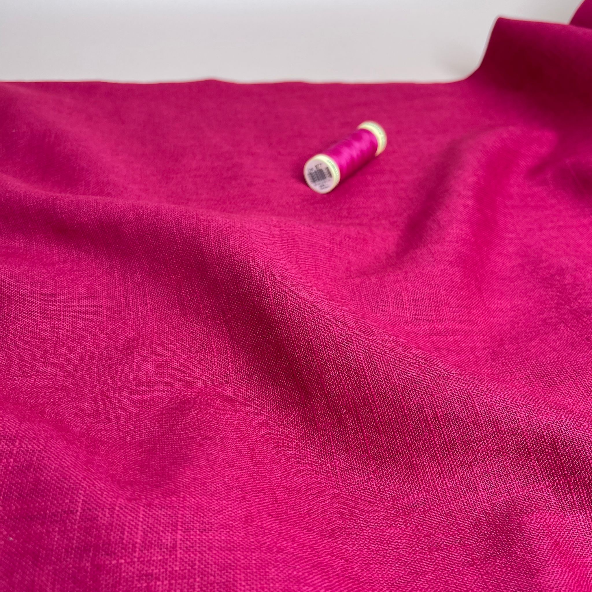 Breeze Fuchsia - Enzyme Washed Linen Cotton Fabric