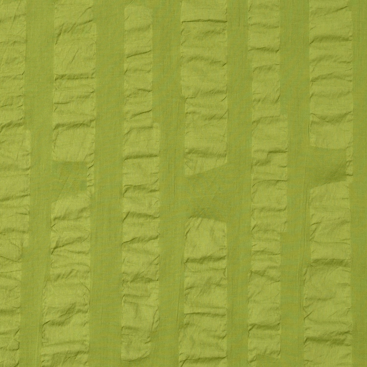 Kokka - Textured Waffle Stripes Ripple Cotton Lawn in Grass Green