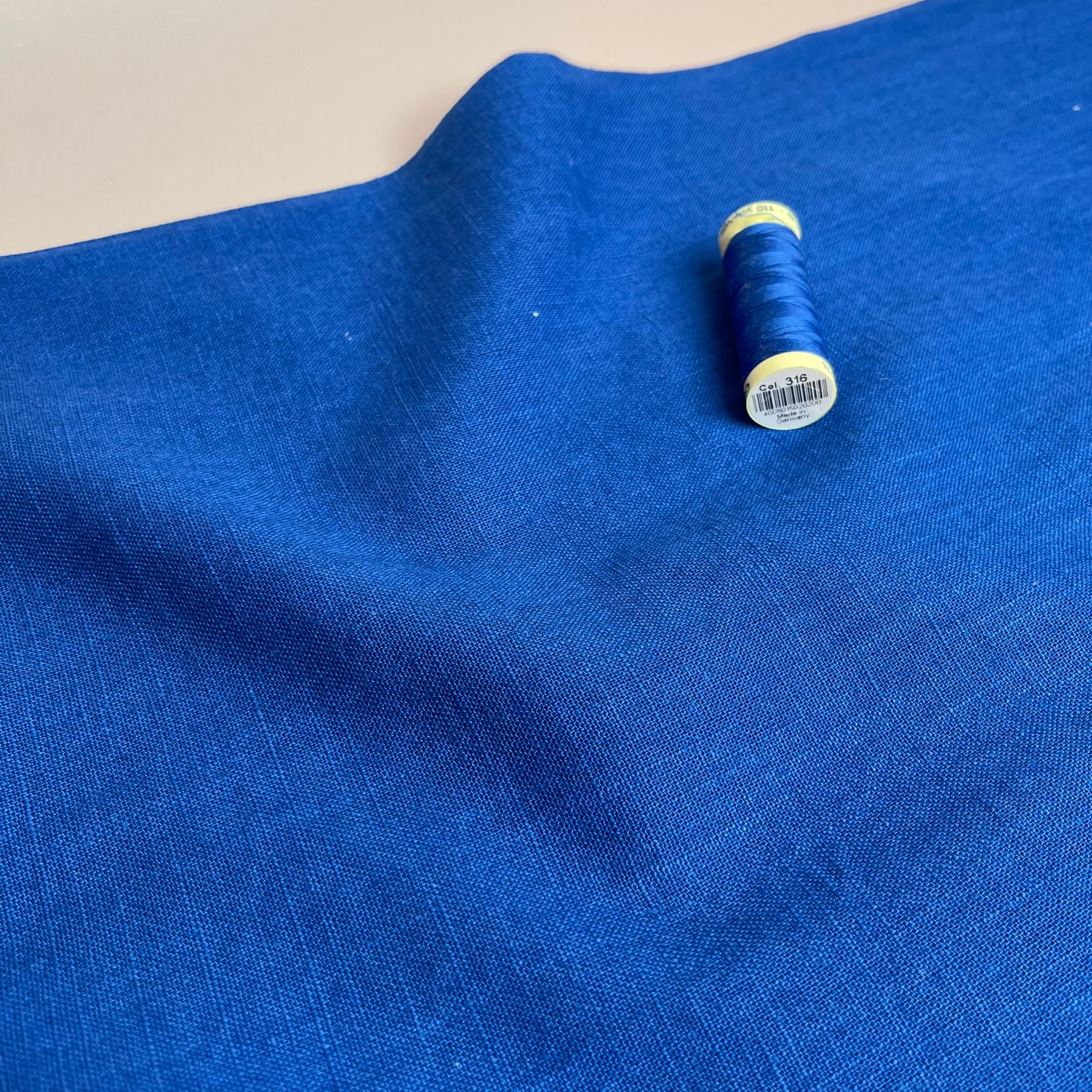 REMNANT 2.30 metres - Breeze Cobalt - Enzyme Washed Linen Cotton Fabric