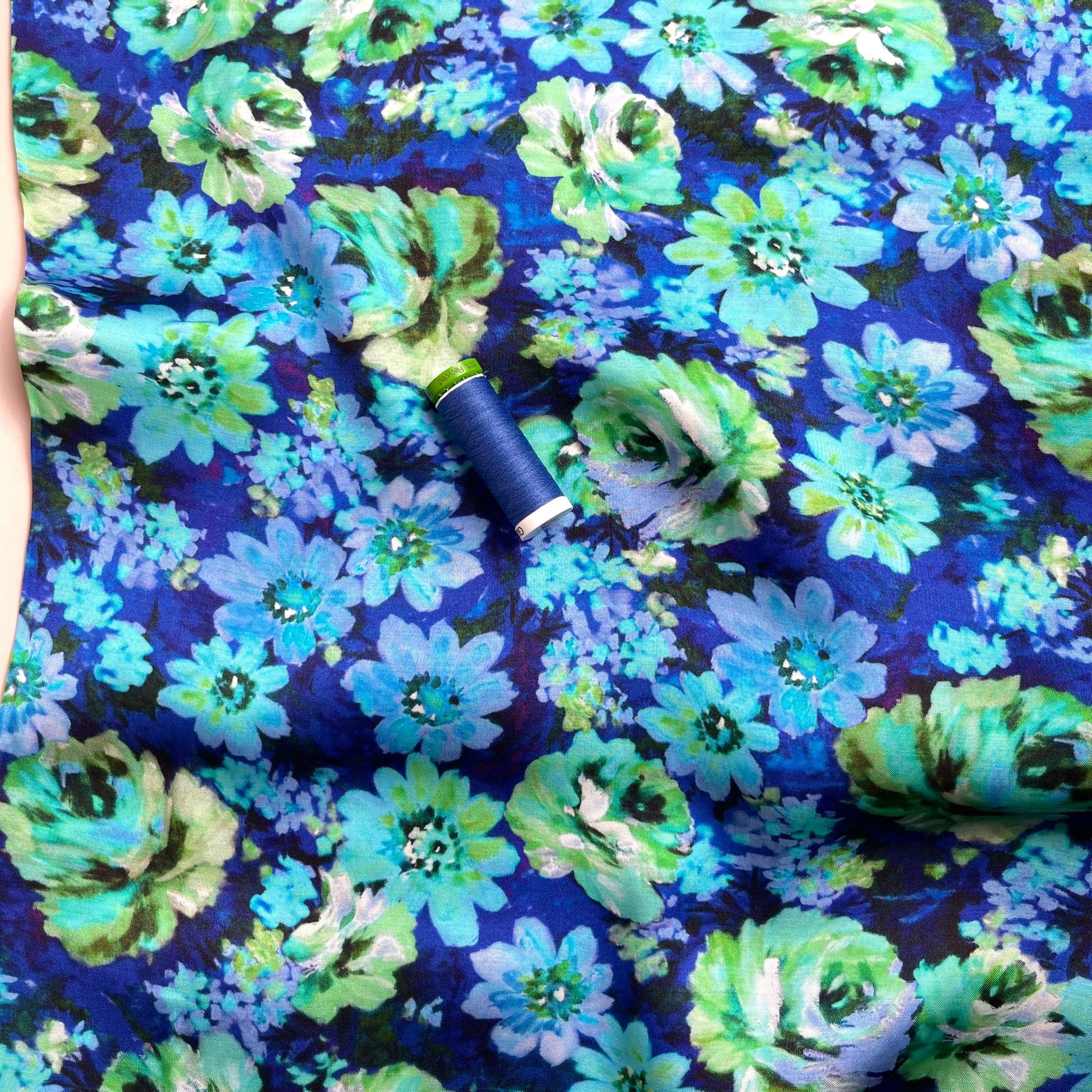 REMNANT 1.10 Metres - Vibrant Ocean Flowers Viscose Sateen Fabric