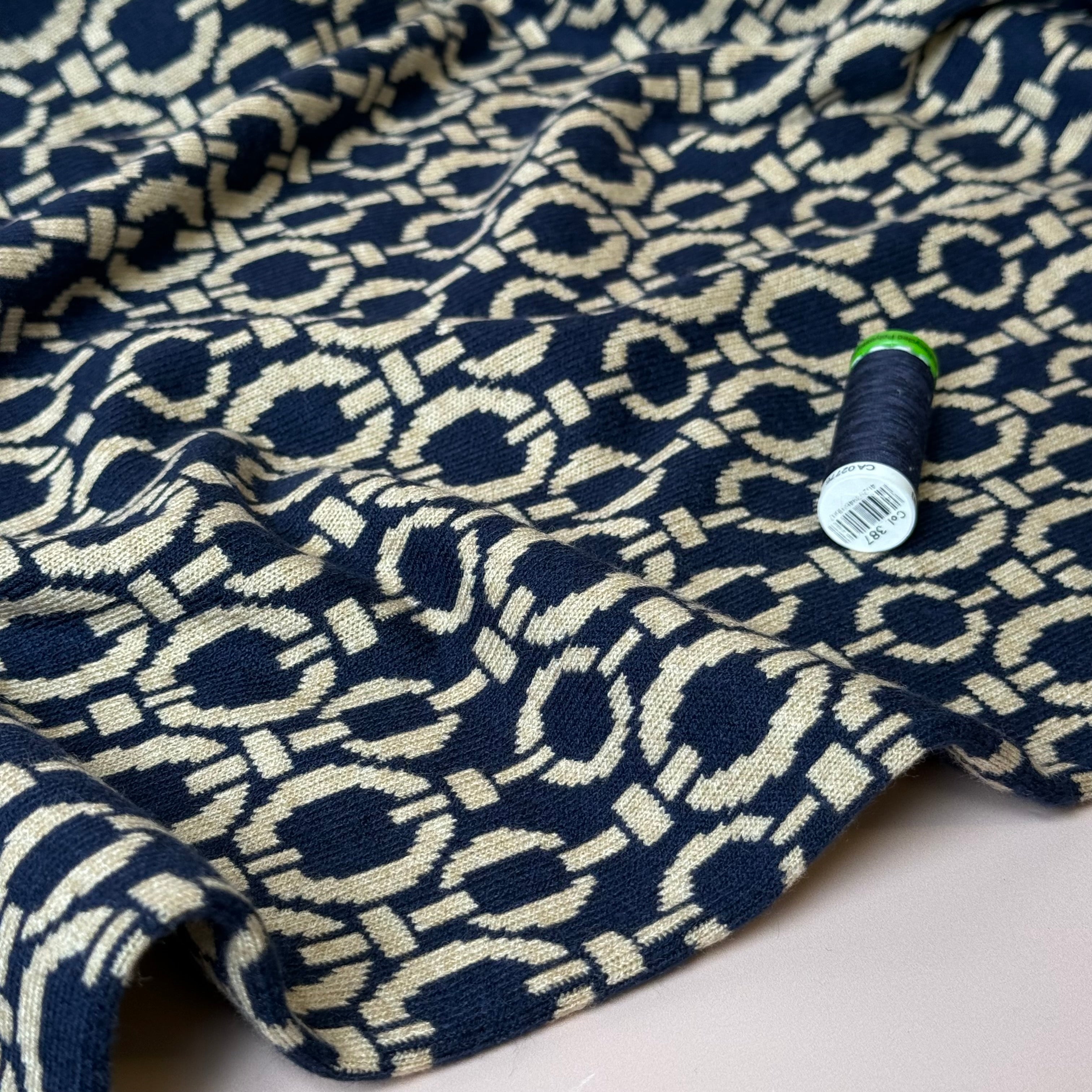 Chain Loops Yarn Dyed Viscose Blend Jacquard Knit in Navy