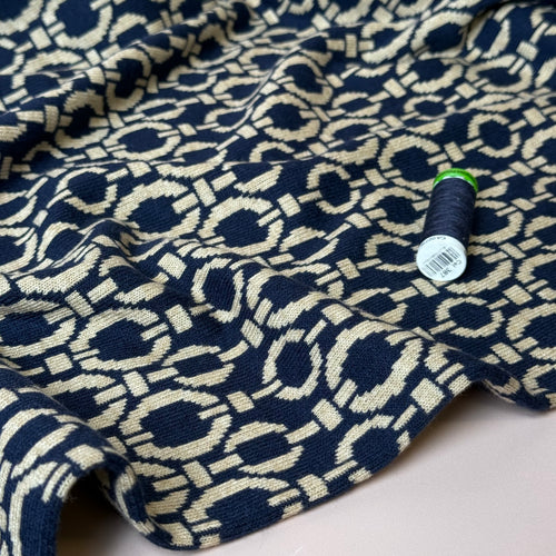 Chain Loops Yarn Dyed Viscose Blend Jacquard Knit in Navy