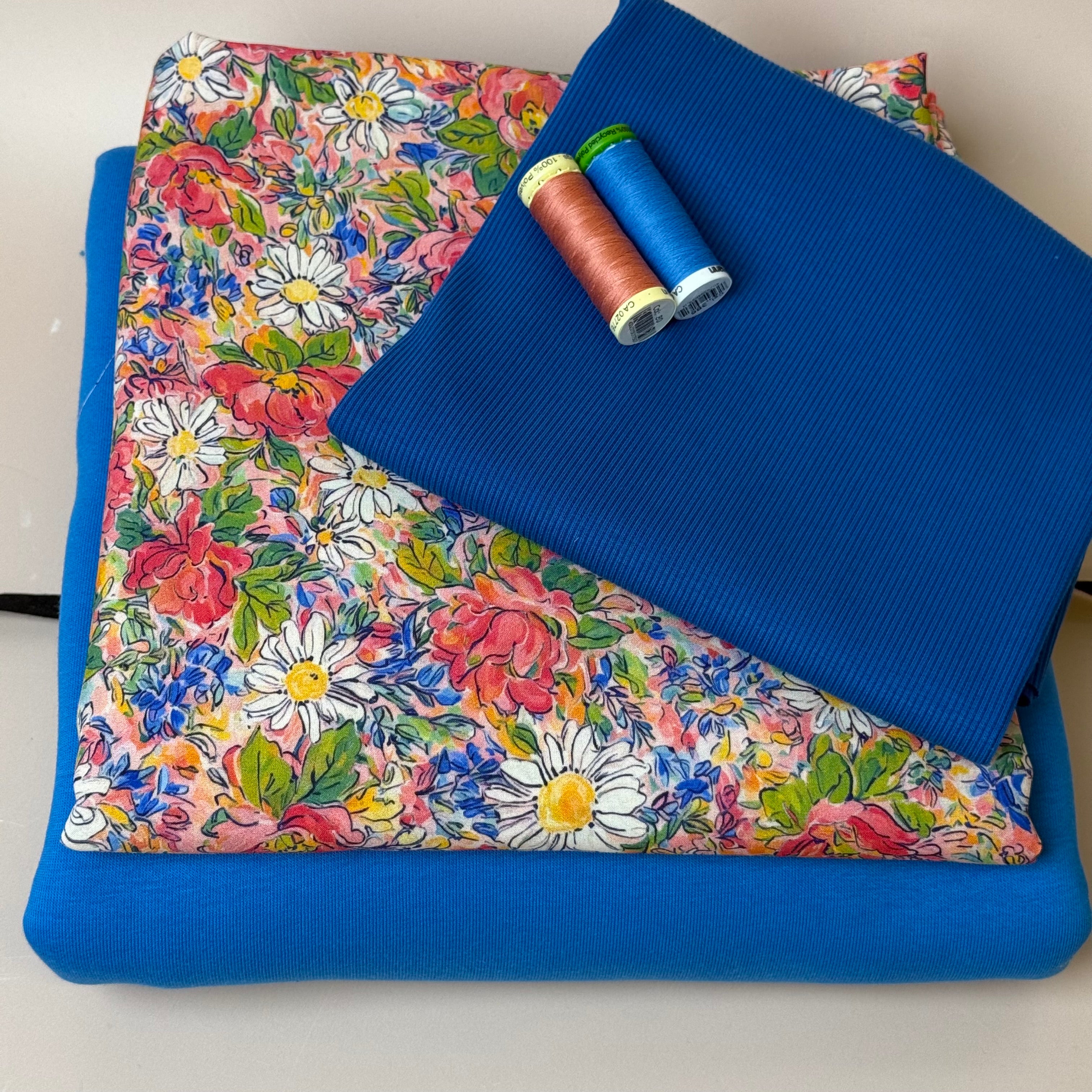 Make an Outfit Colour Bundle - Daisies Viscose & Sweatshirting in Bright Blue with Ribbing