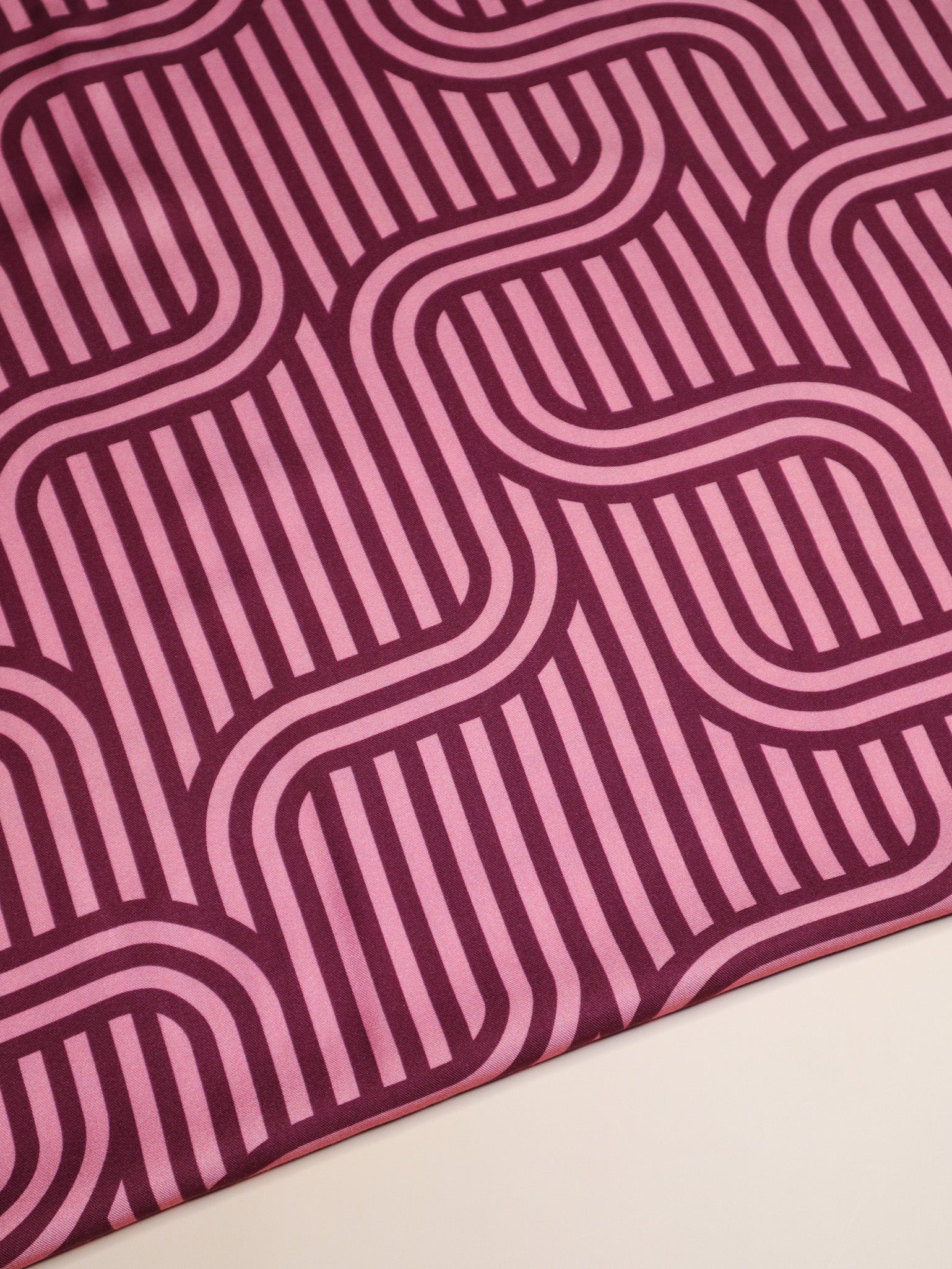 Mind The MAKER - Ziggy Rouge Viscose Twill with LENZING™ ECOVERO™ fibres