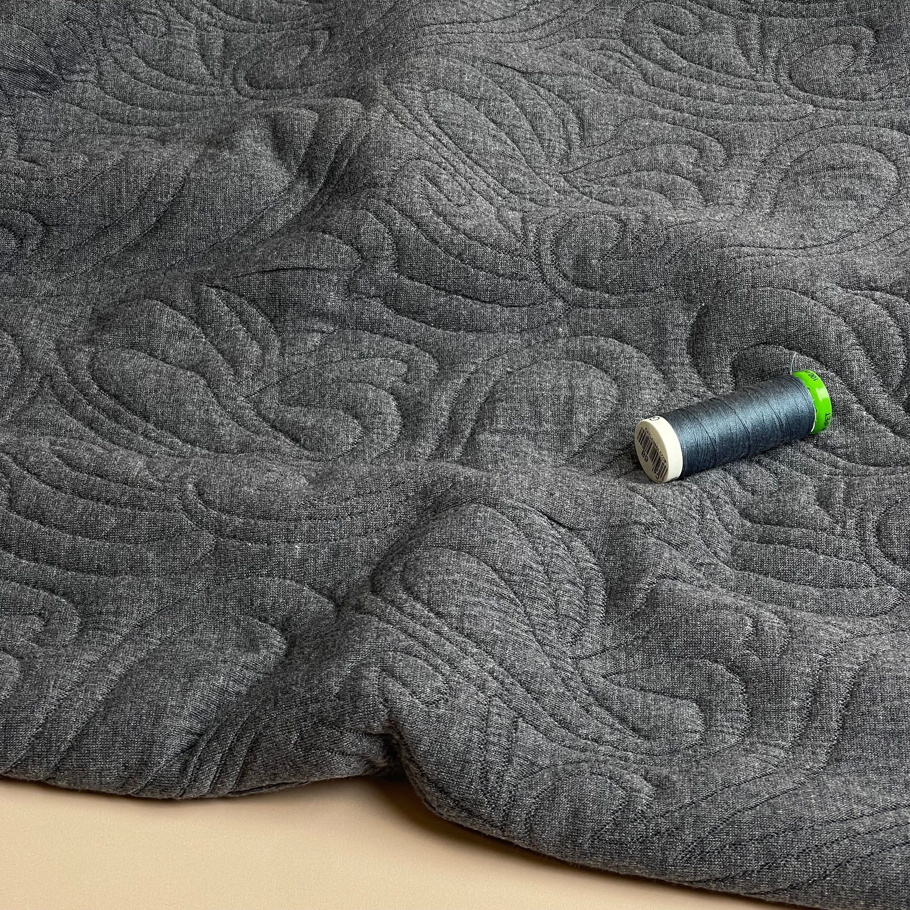 Paisley Jacquard Quilted Knit in Navy