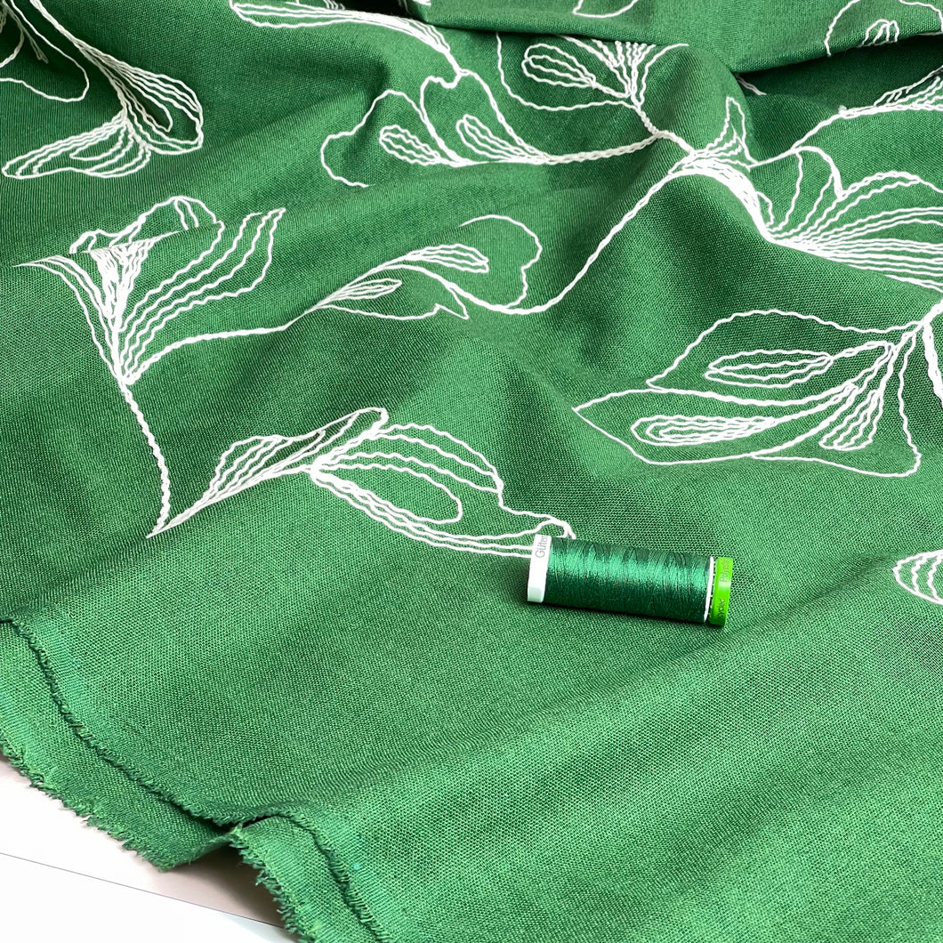 Embroidered Foliage Linen Viscose Blend Fabric in Green