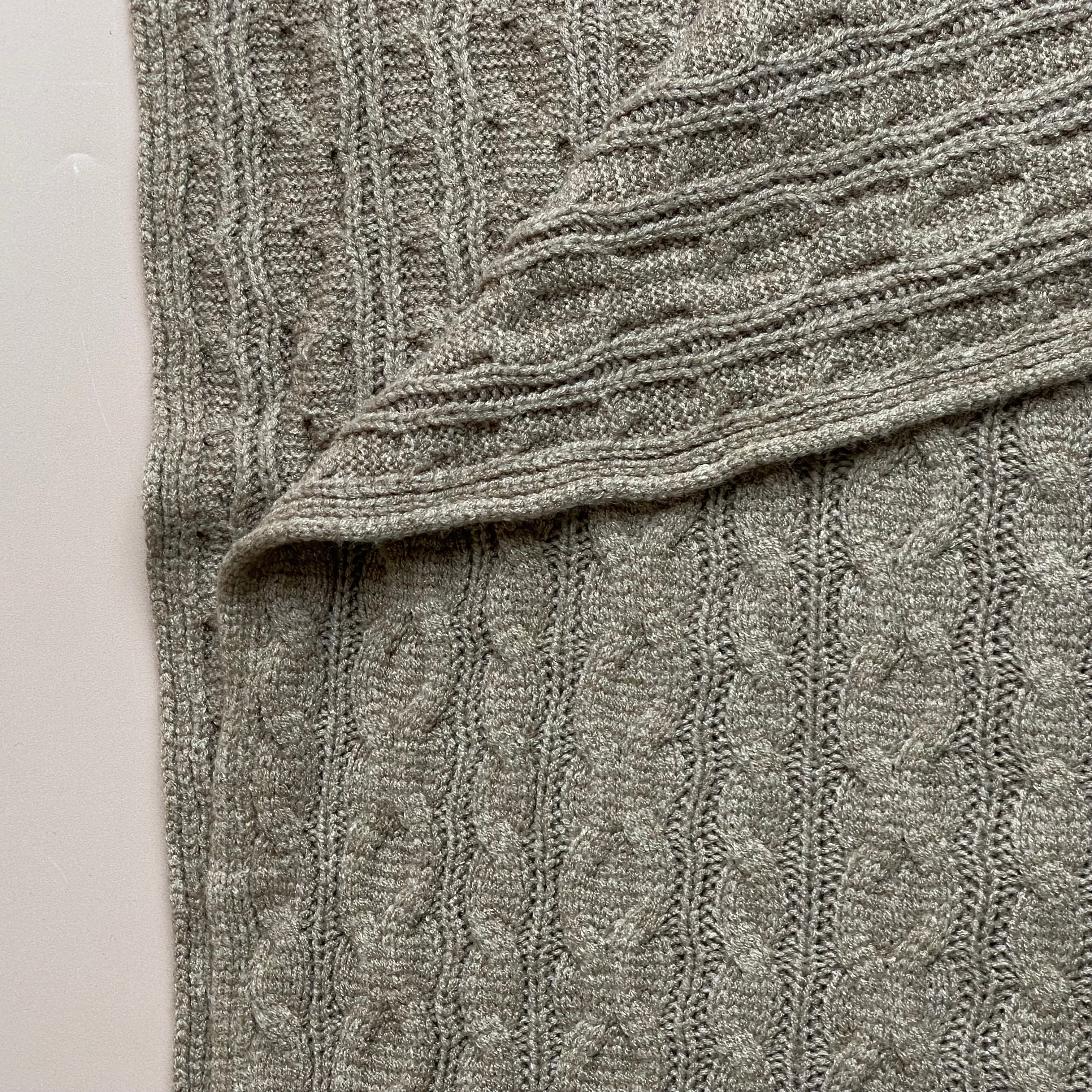 Nordic Cable Knit in Taupe Melange