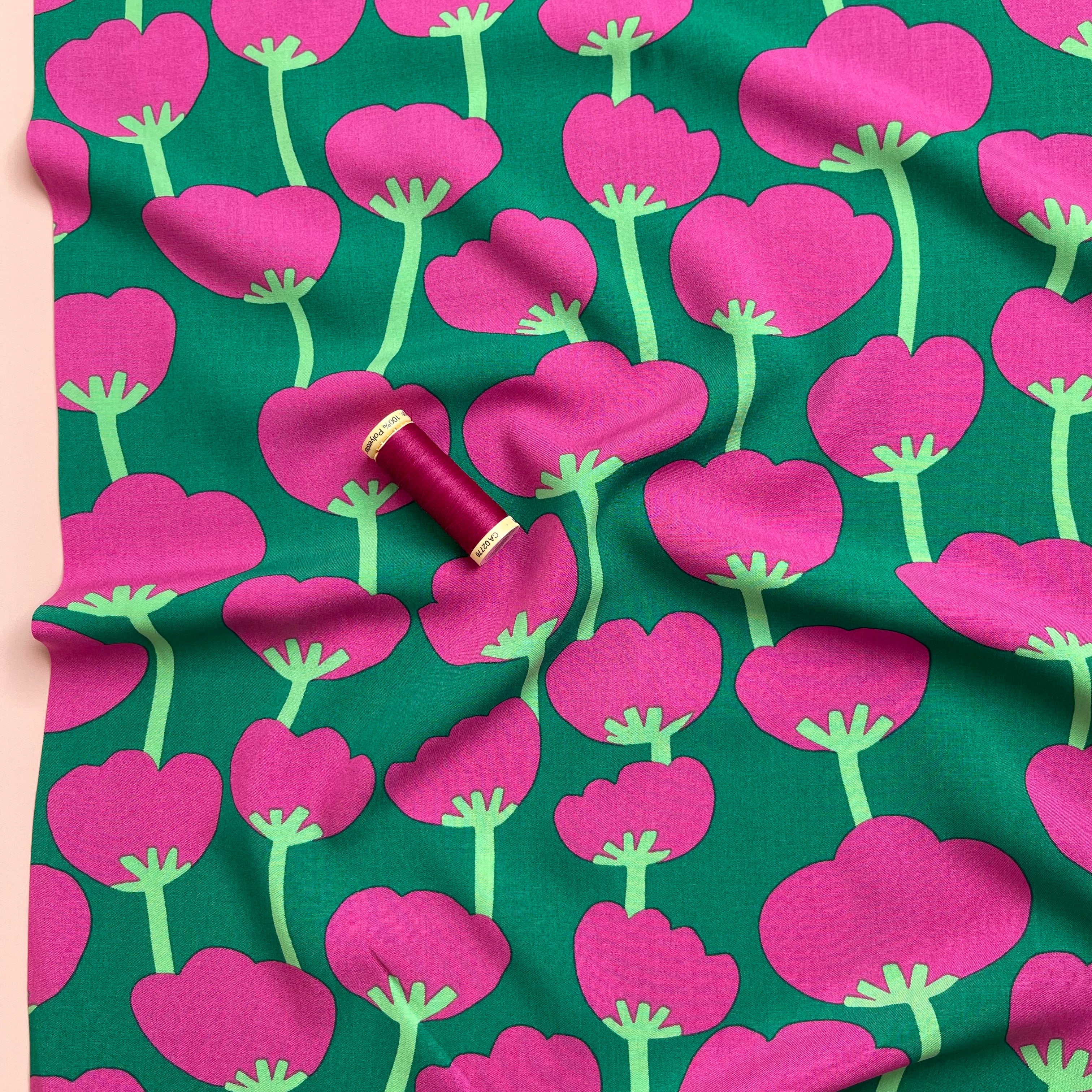 Nerida Hansen - Poppies on Green Viscose with LENZING™ ECOVERO™ fibres