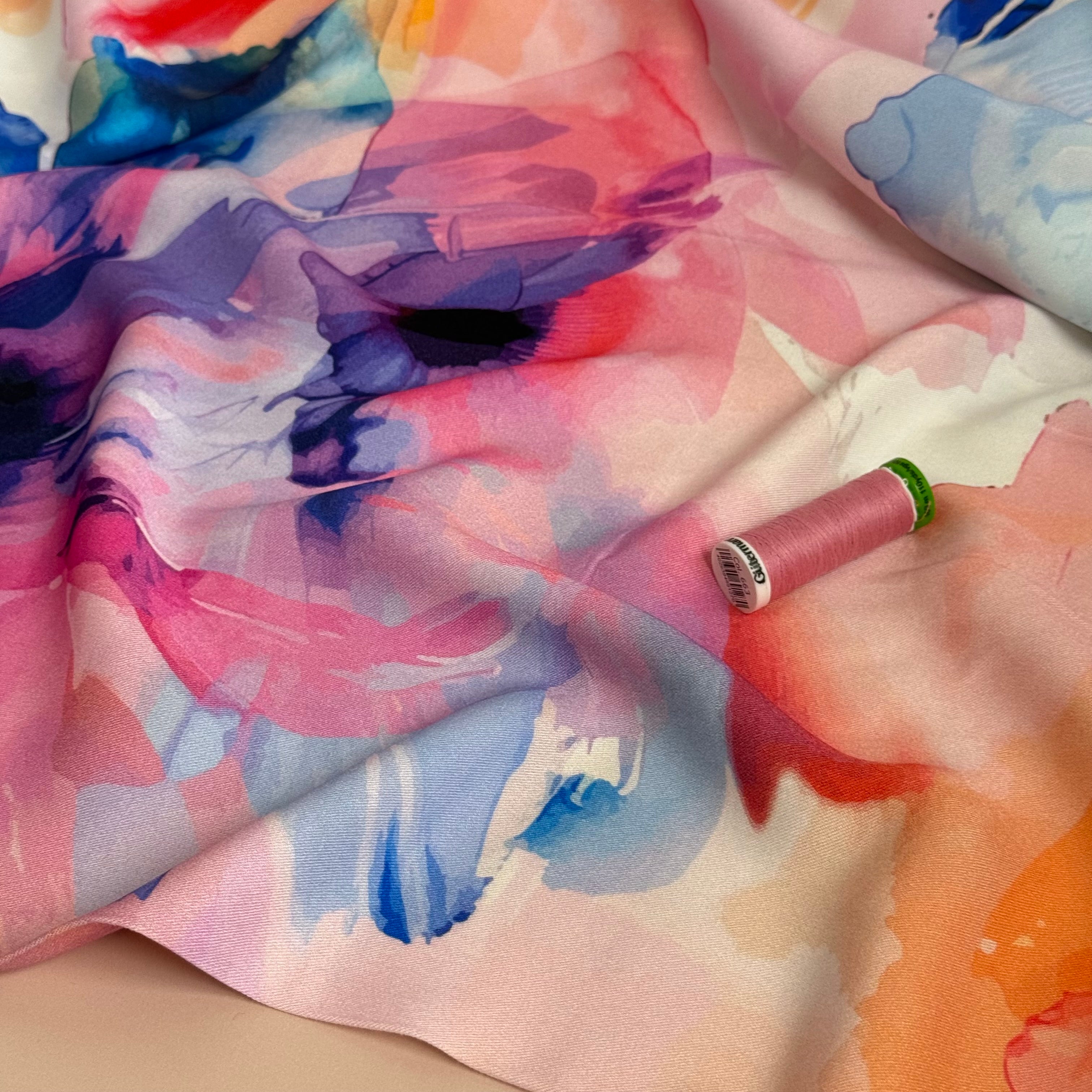 Light & Lush - Bold Blooms Viscose Twill Fabric