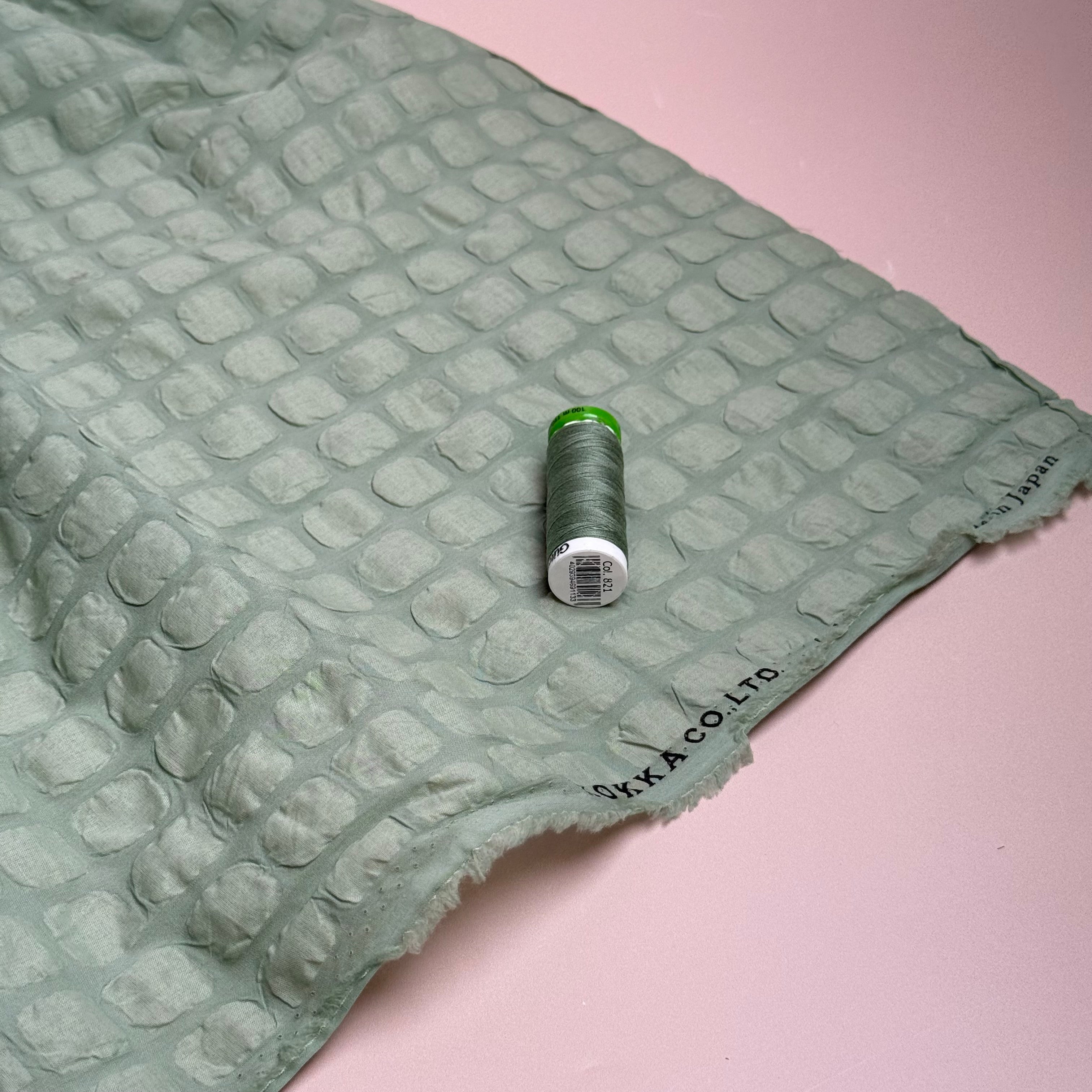 Kokka - Textured Waffle Squares Ripple Cotton Lawn in Mint
