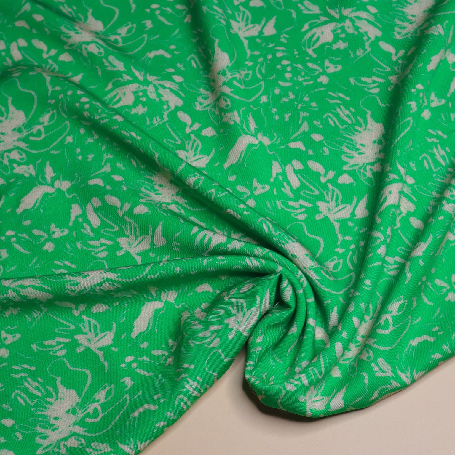 Mind The MAKER - Luna Viscose Twill with LENZING™ ECOVERO™ fibres