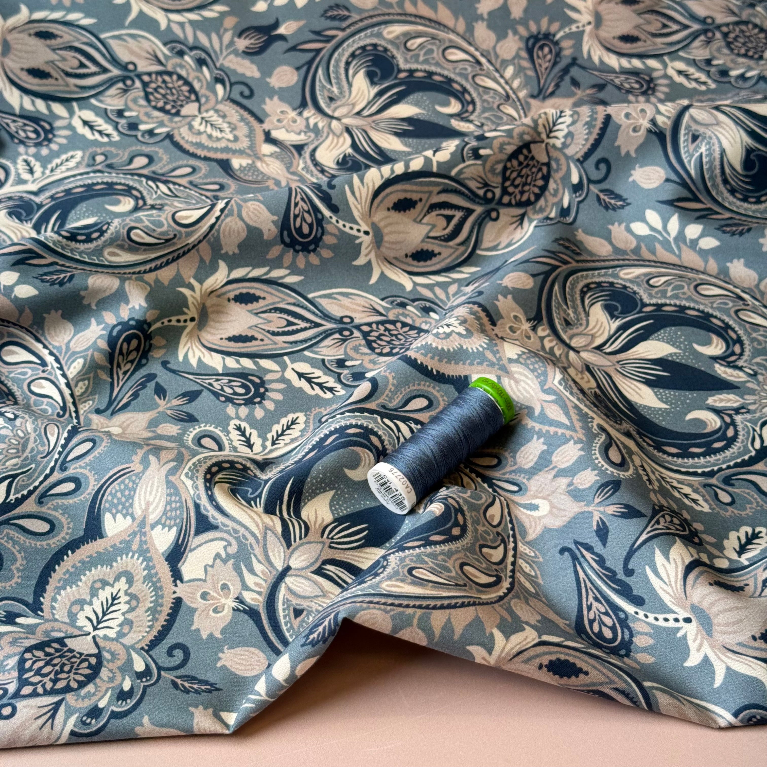 Ex-Designer Deadstock Damask Paisley Cotton Poplin Fabric