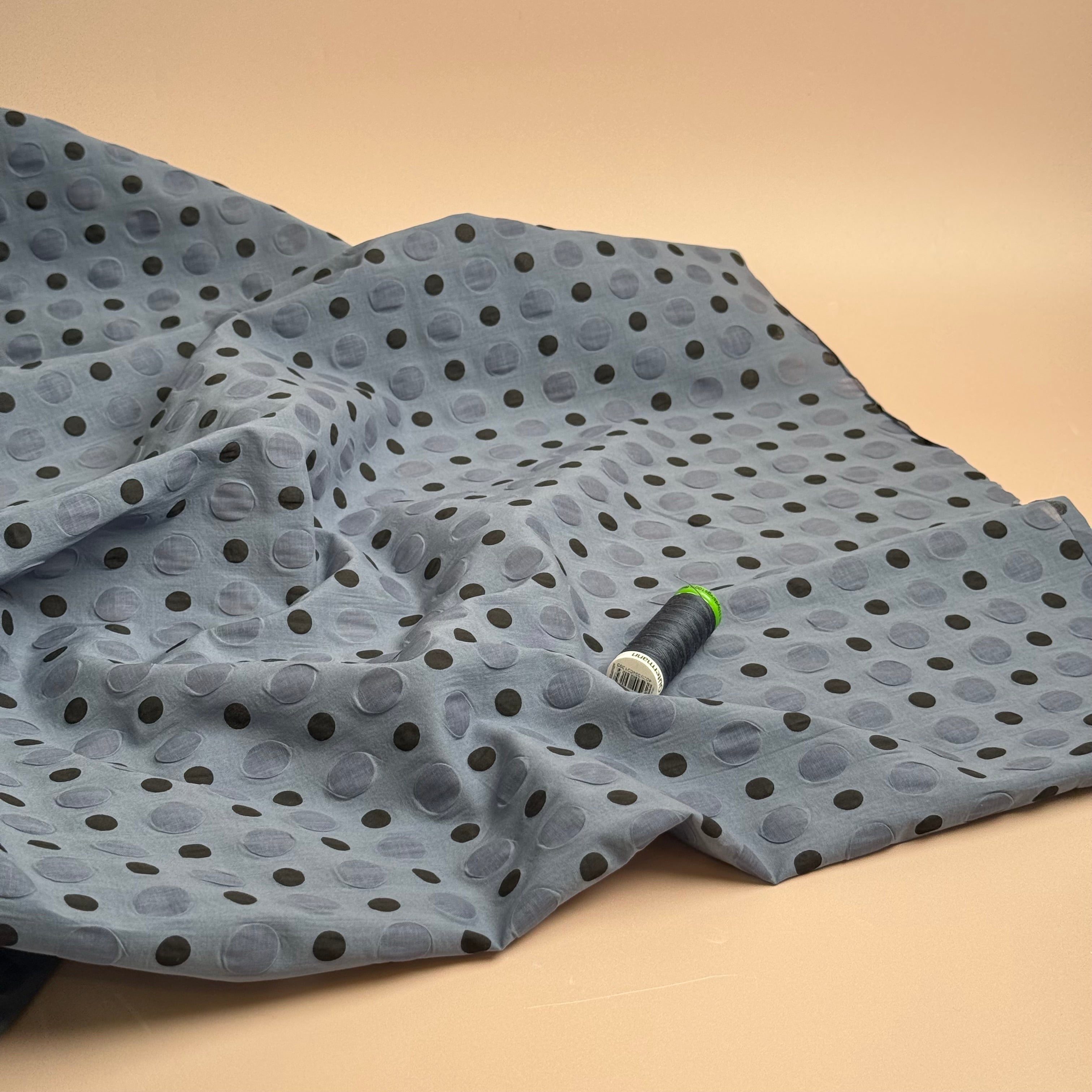 Kokka - Textured Polka Dot Ripple Cotton Lawn in Grey