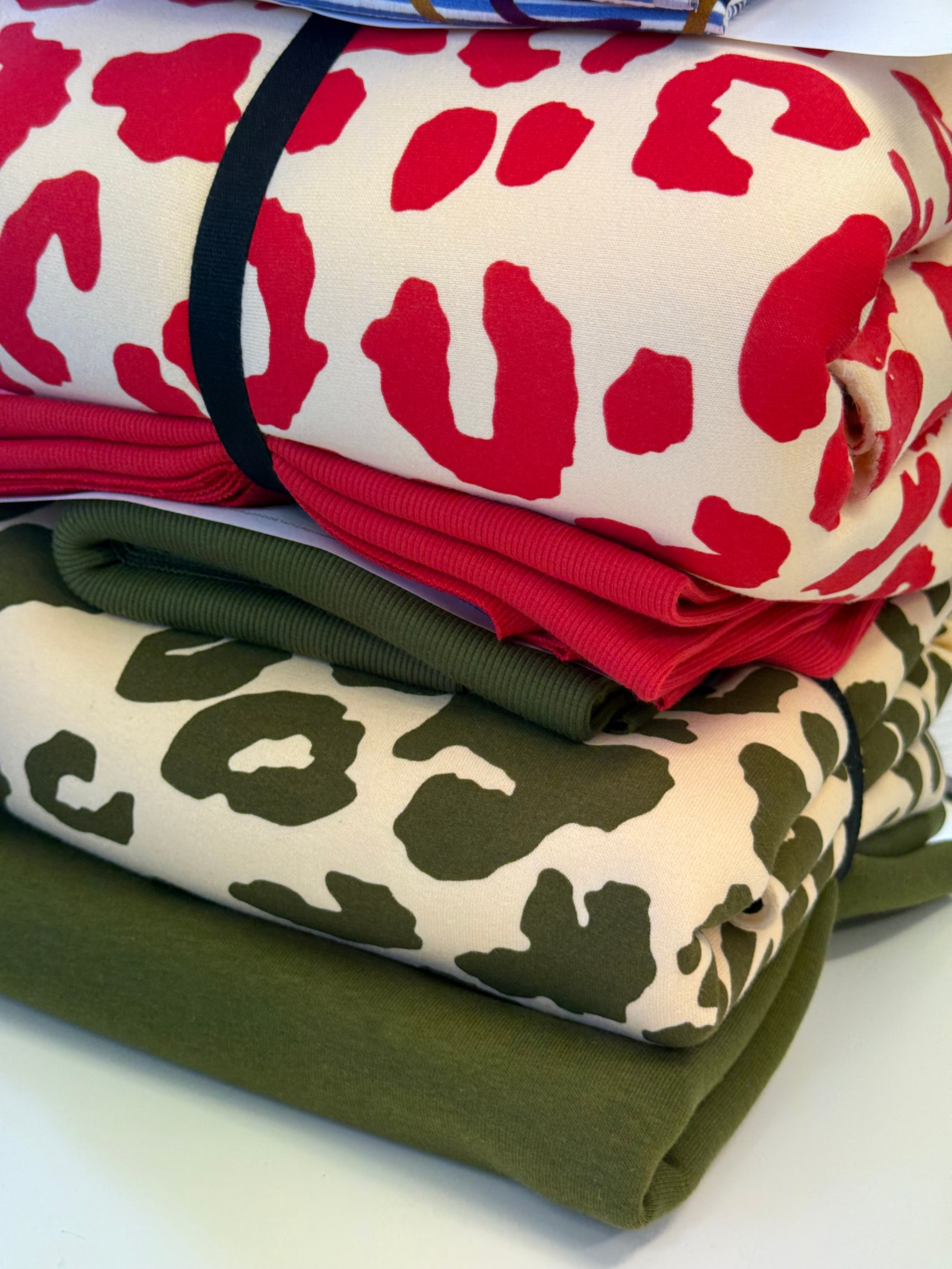 REMNANT 0.77 Metre (washable stain on edge) - Tomato Red Leopard Fleece-back Organic Cotton Sweat-Shirting