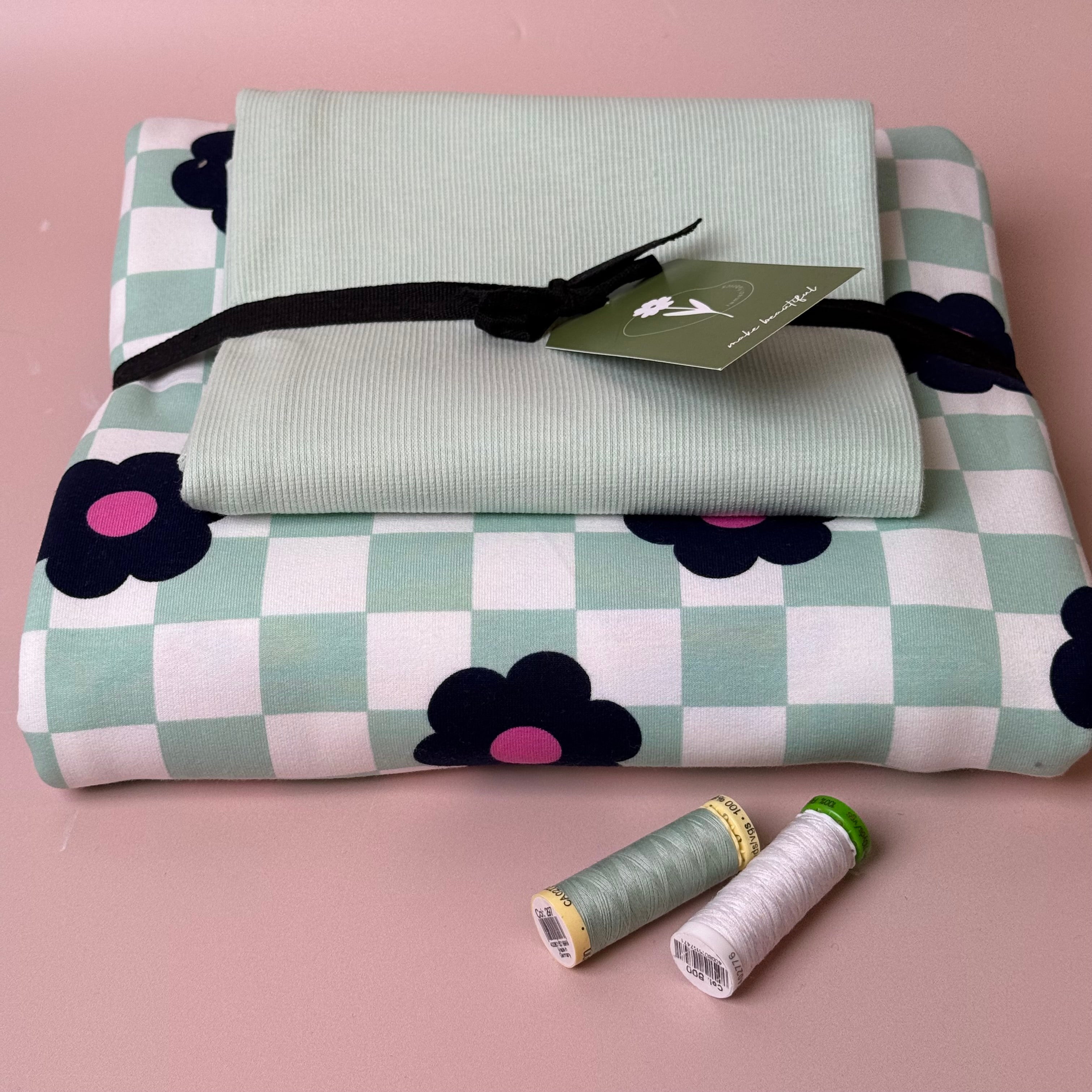 Colour Bundles - Gingham Flowers Green Sweatshirt & Ribbing