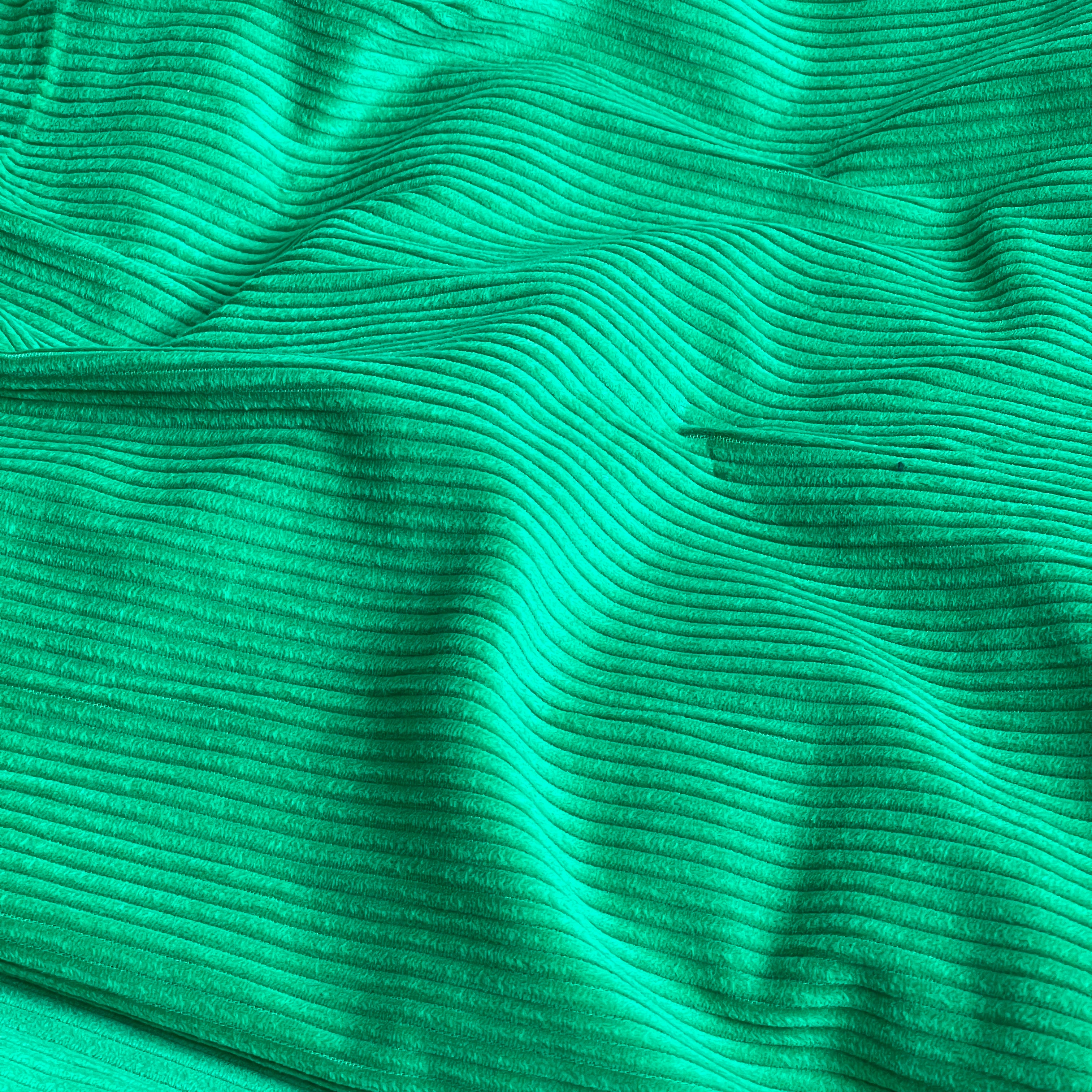 Ex-Designer Deadstock - 4.5W Pure Cotton Washed Corduroy in Emerald Green