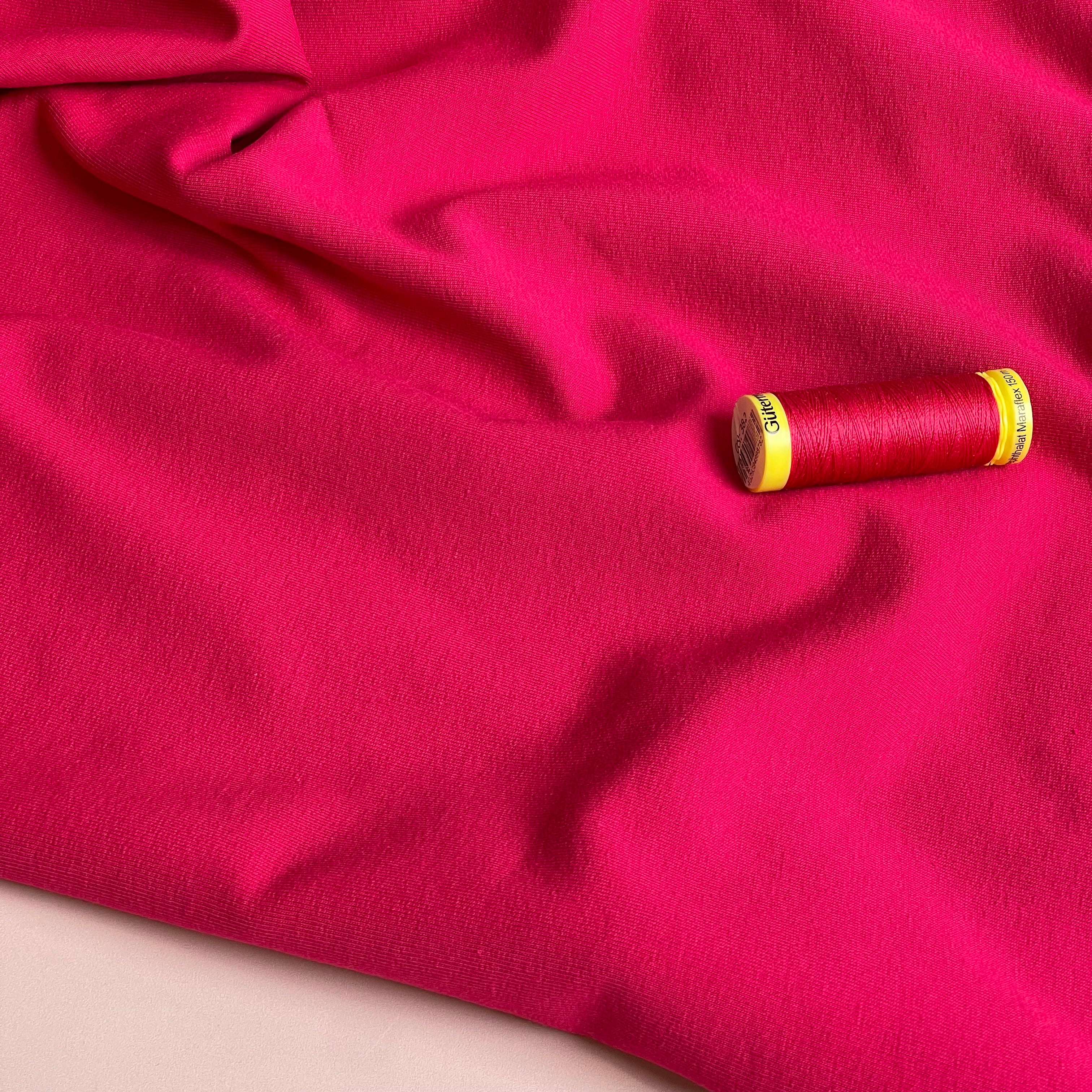 Brushed Sweat-shirting in Carmine