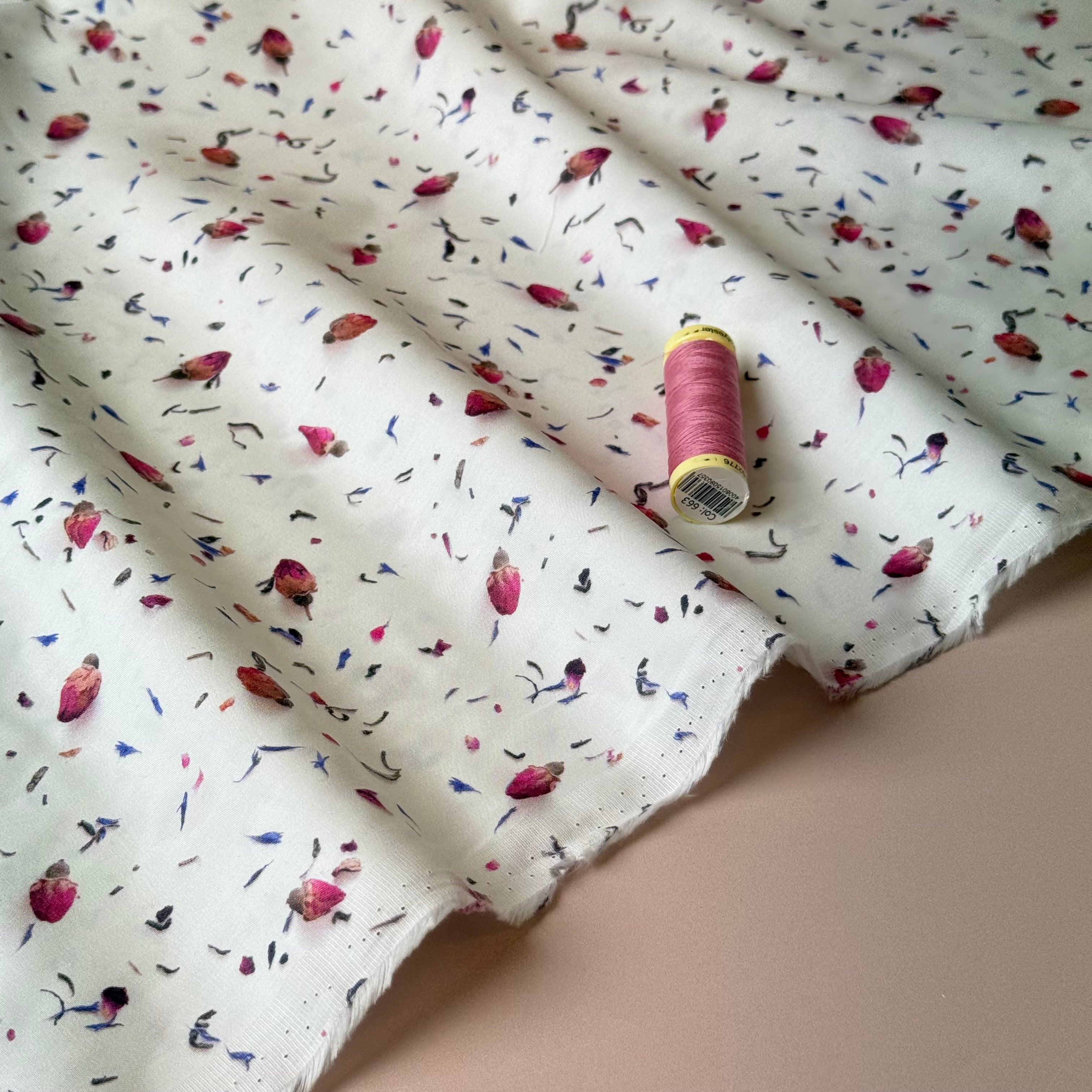 Ex-Designer Deadstock Rosebuds Fine Cotton Fabric