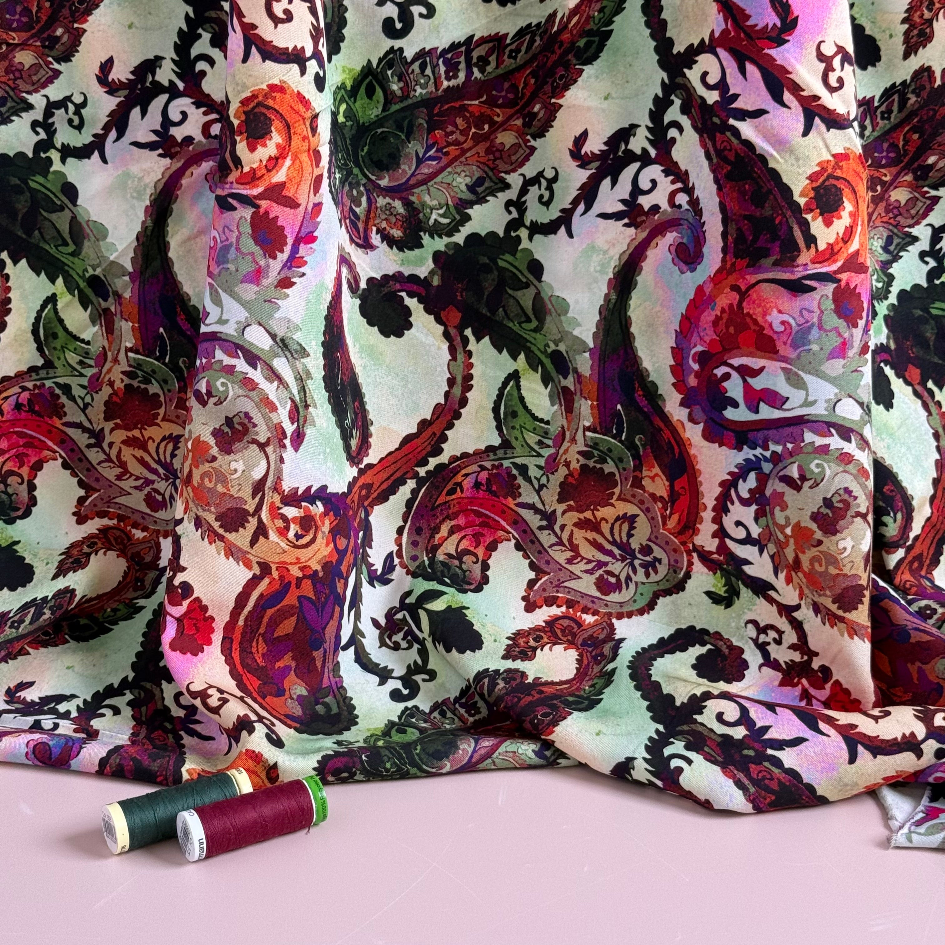 Fluid Paisley Viscose Twill with LENZING™ ECOVERO™ fibres