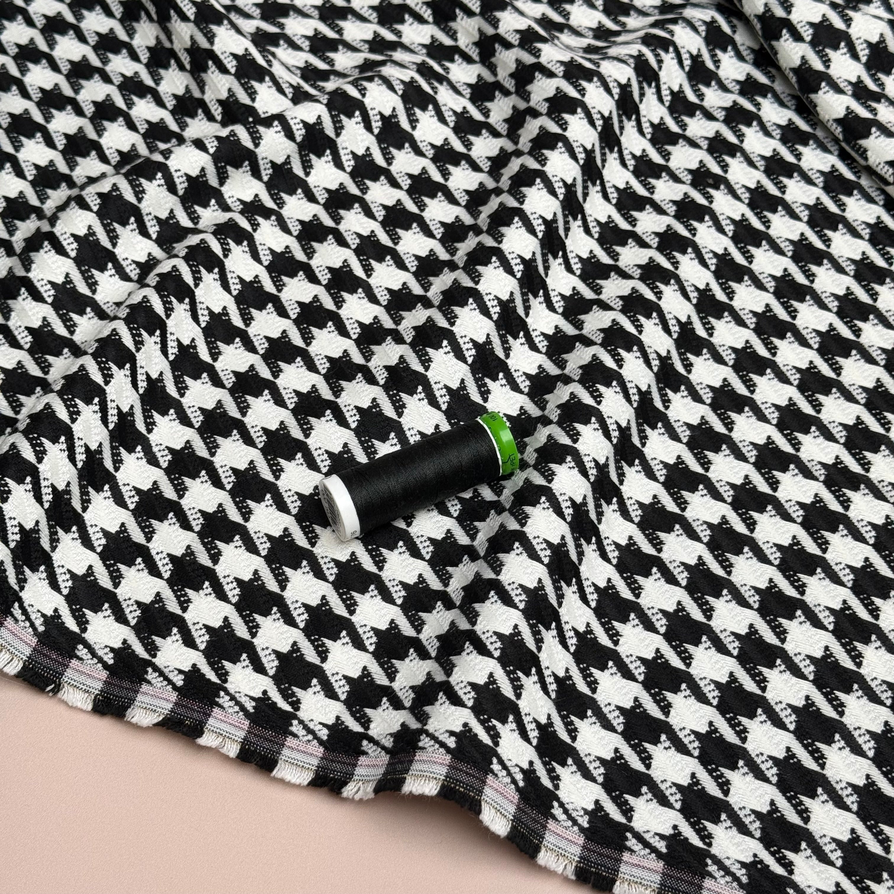 Pied De Poule Houndstooth Viscose Blend Trouser Fabric