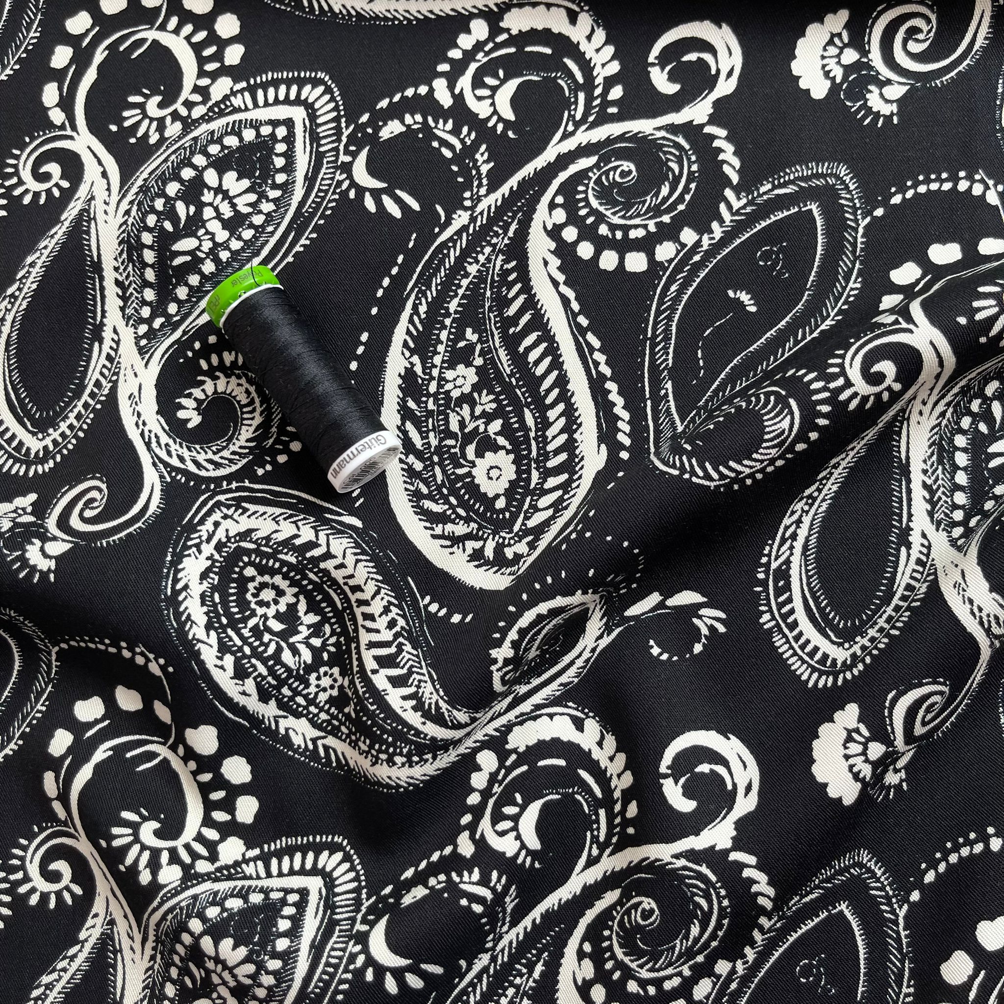 Off-Whtie Paisley on Black Viscose Twill Fabric