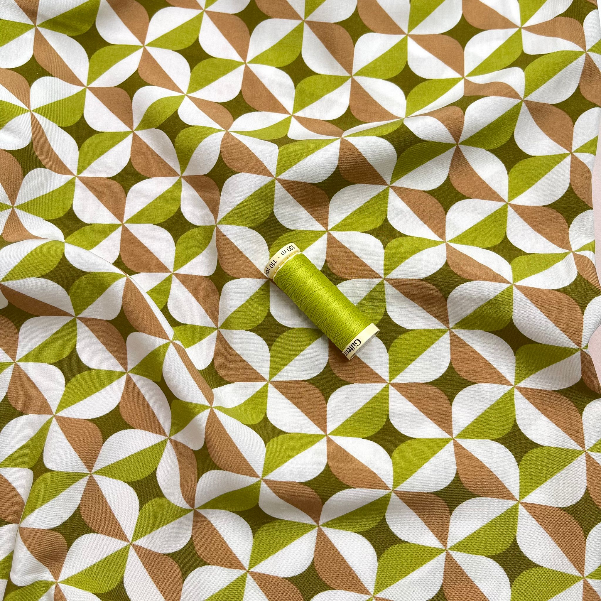 Retro Spring Green Viscose Poplin Fabric