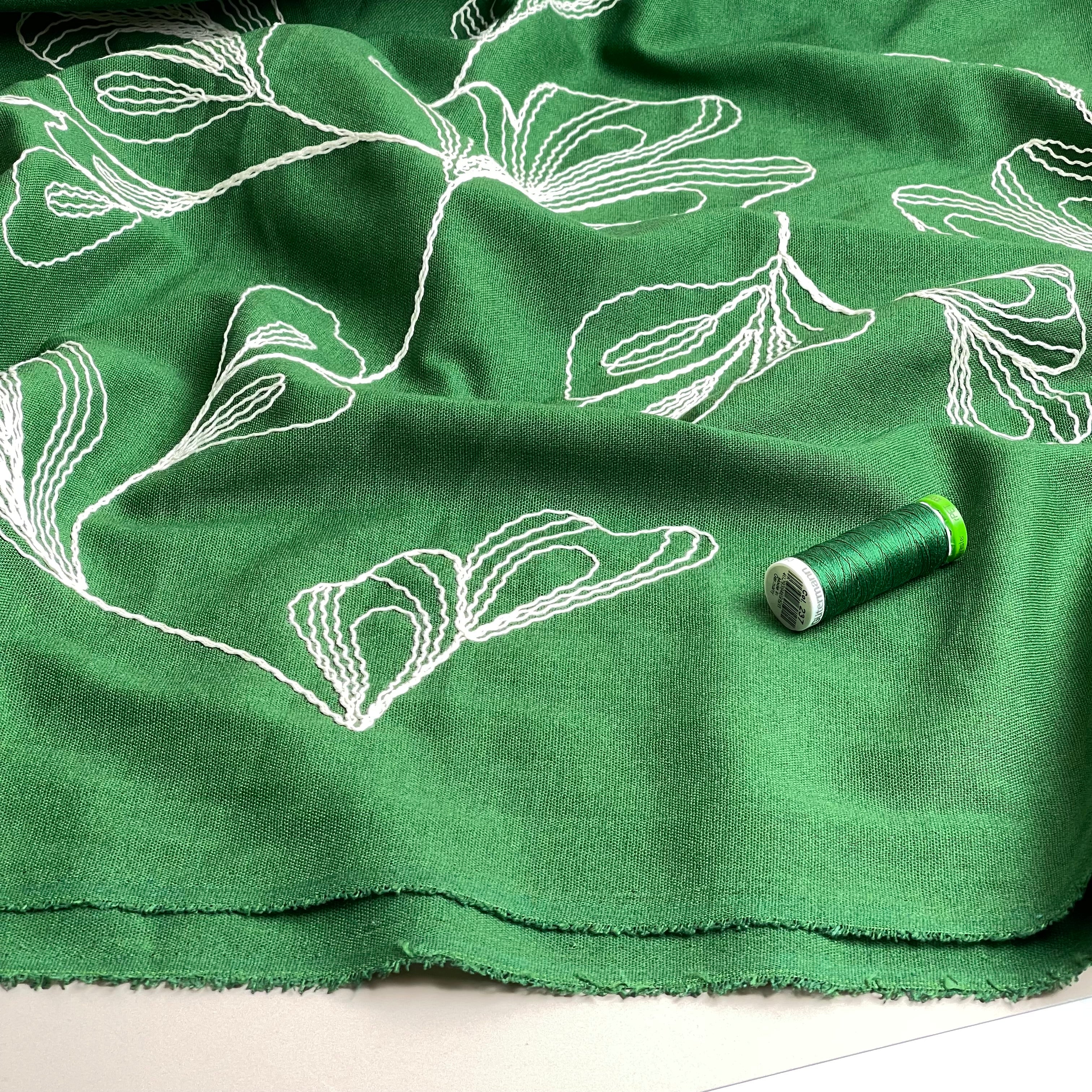 Embroidered Foliage Linen Viscose Blend Fabric in Green