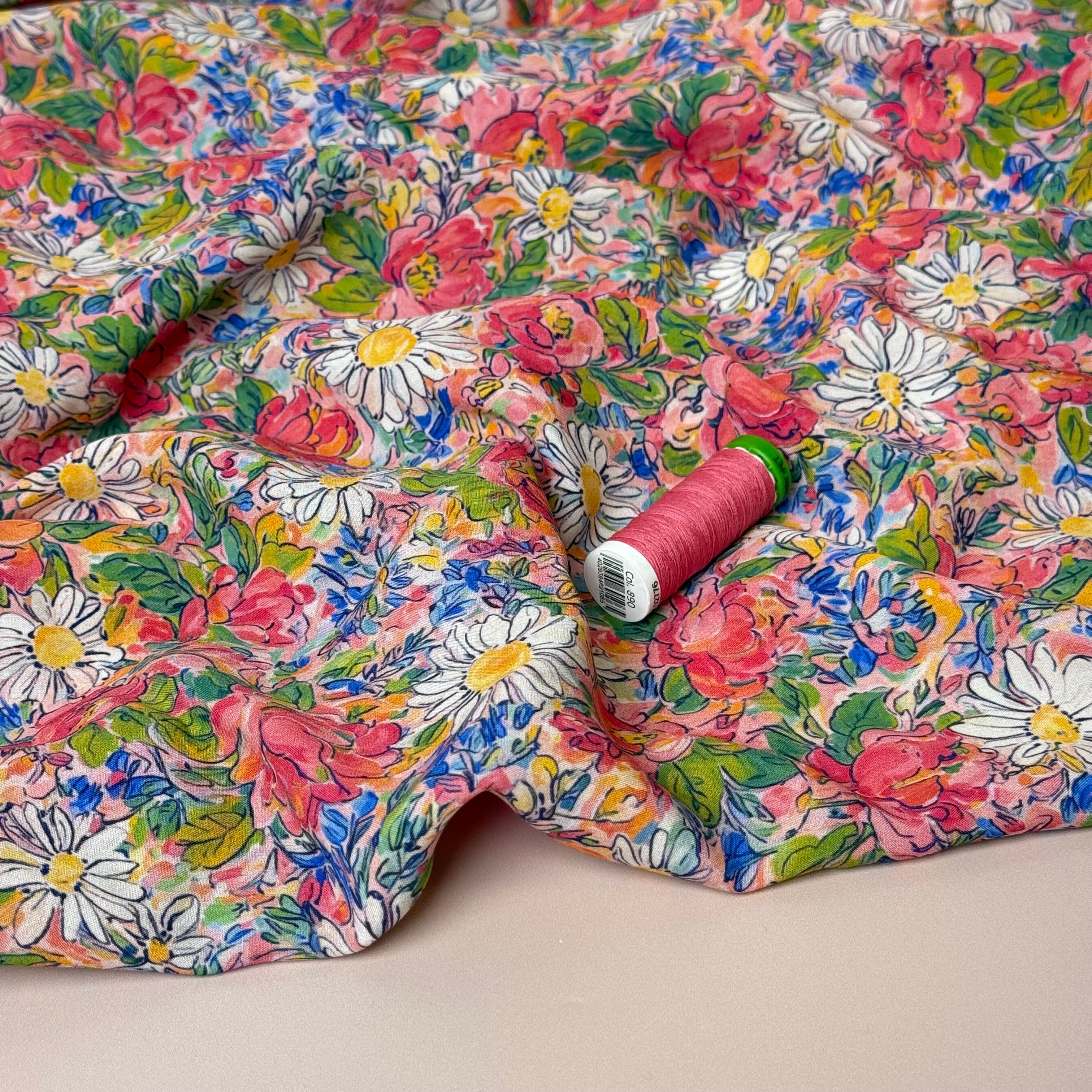 Daisies in Field LENZING™ ECOVERO™ Viscose Fabric