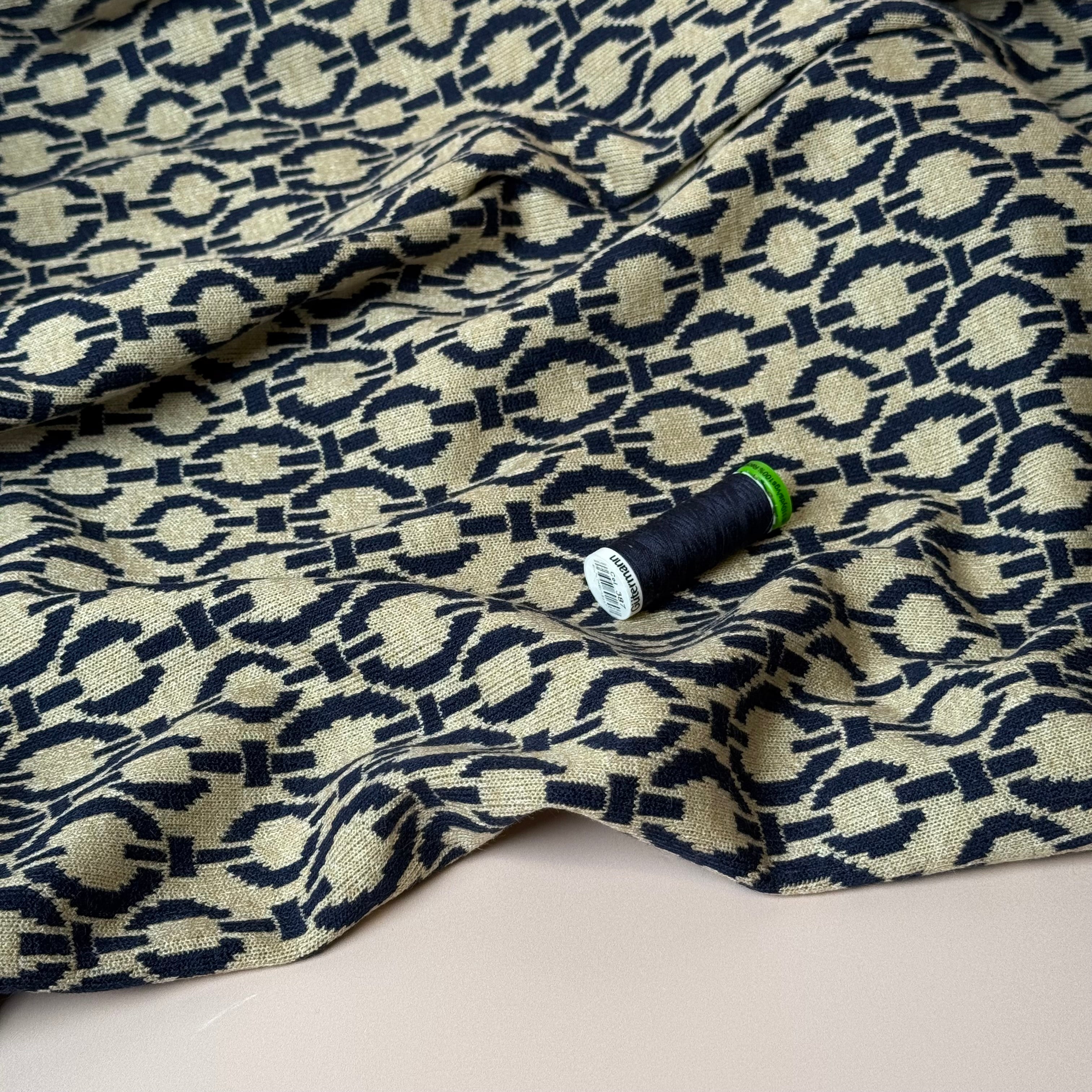 Chain Loops Yarn Dyed Viscose Blend Jacquard Knit in Navy