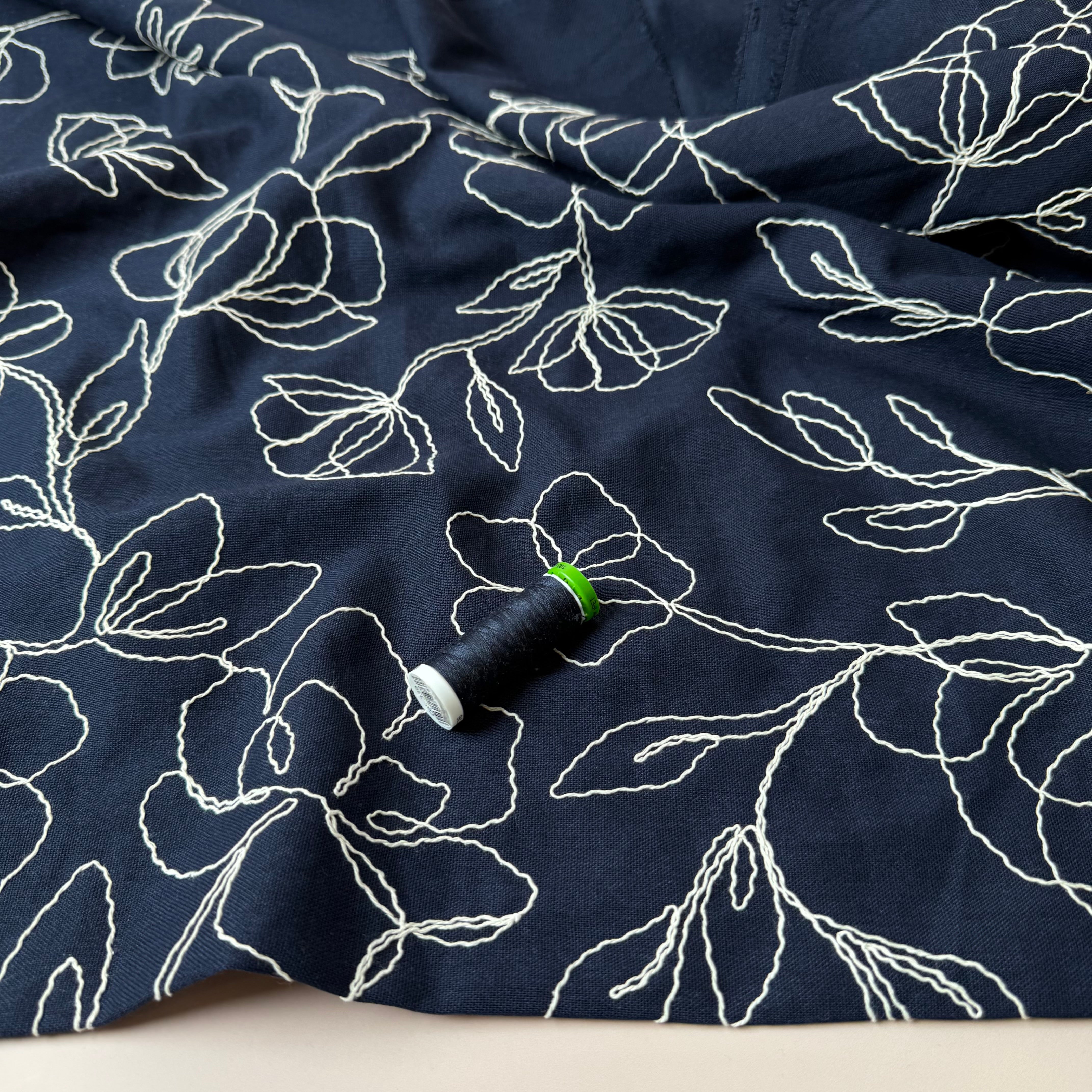 Embroidered Flowers Linen Viscose Blend Fabric in Navy