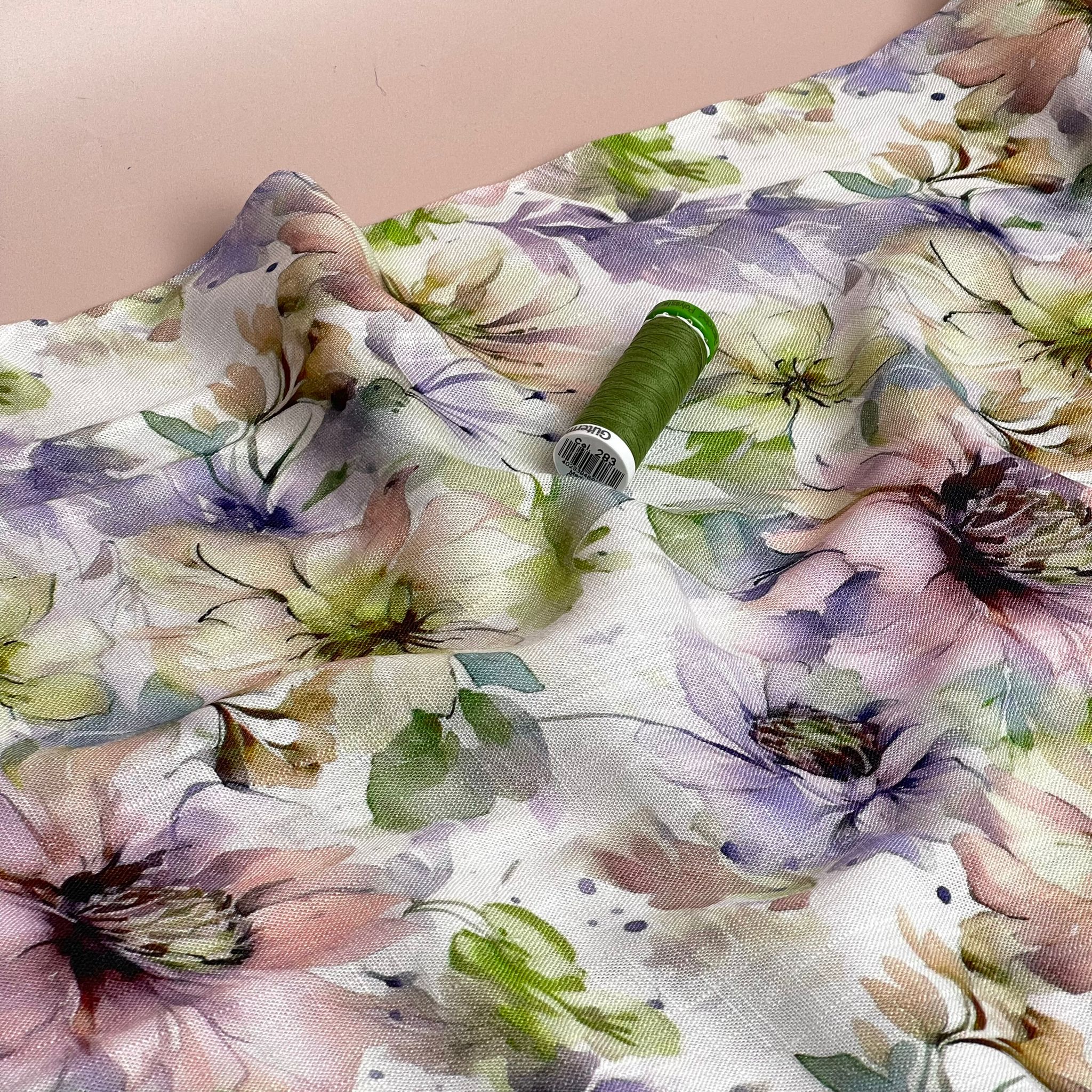 REMNANT 1.48 Metres (small faults near selvedge) Romantic Florals Viscose Linen Fabric (Copy)