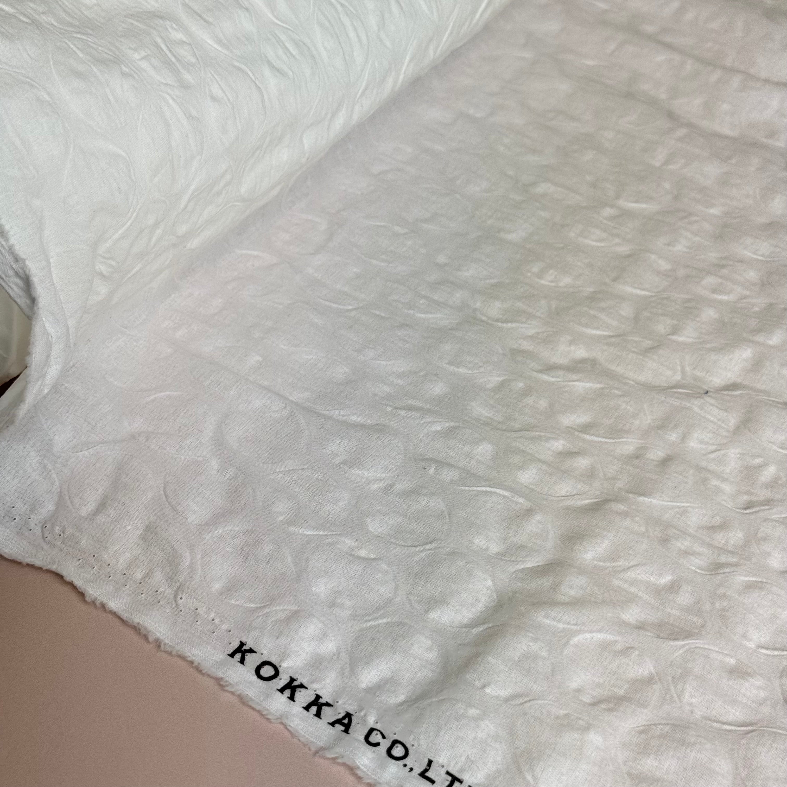 Kokka - Textured Circles Ripple Cotton Lawn in Off-White