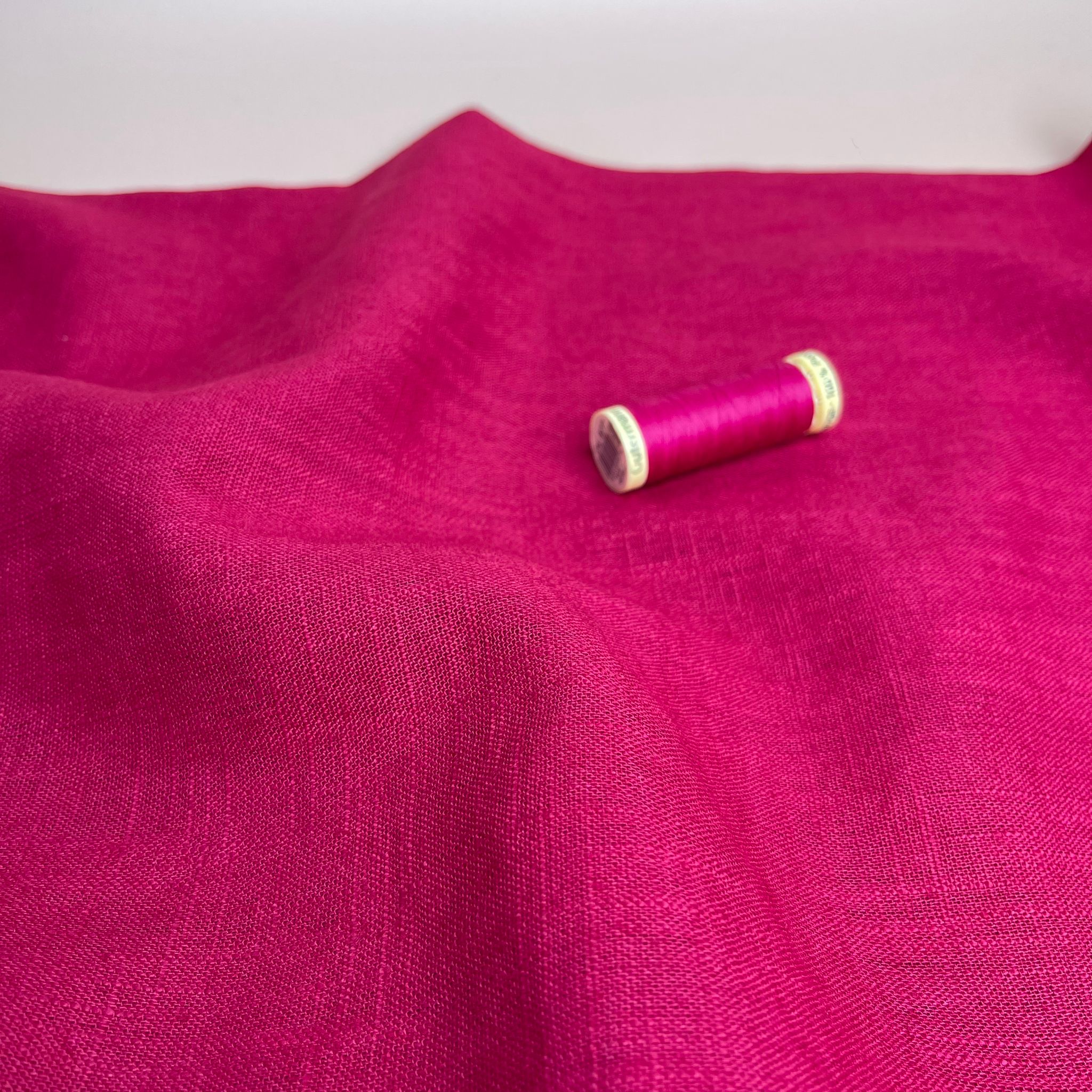 Breeze Fuchsia - Enzyme Washed Linen Cotton Fabric
