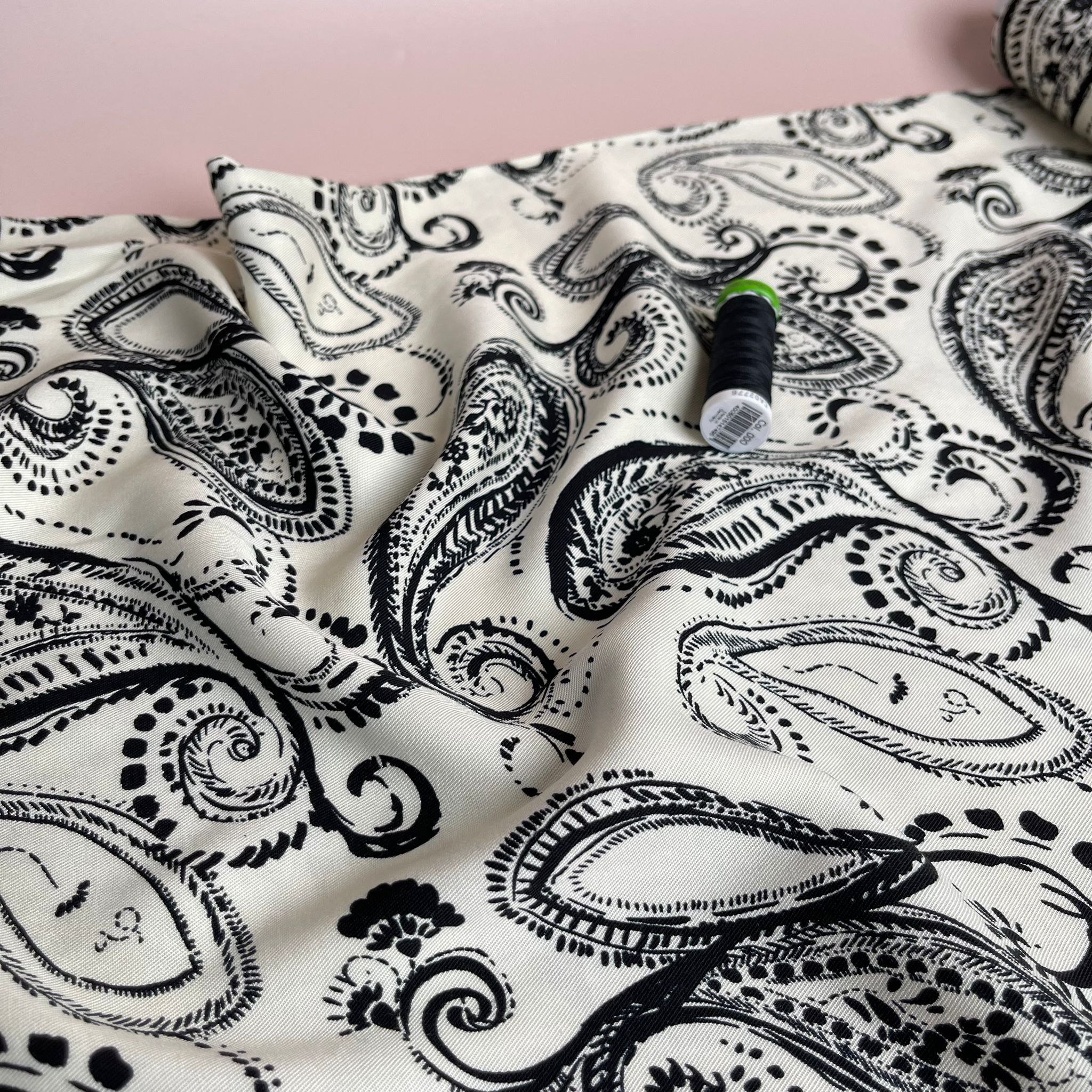 Black Paisley on Off-White Viscose Twill Fabric