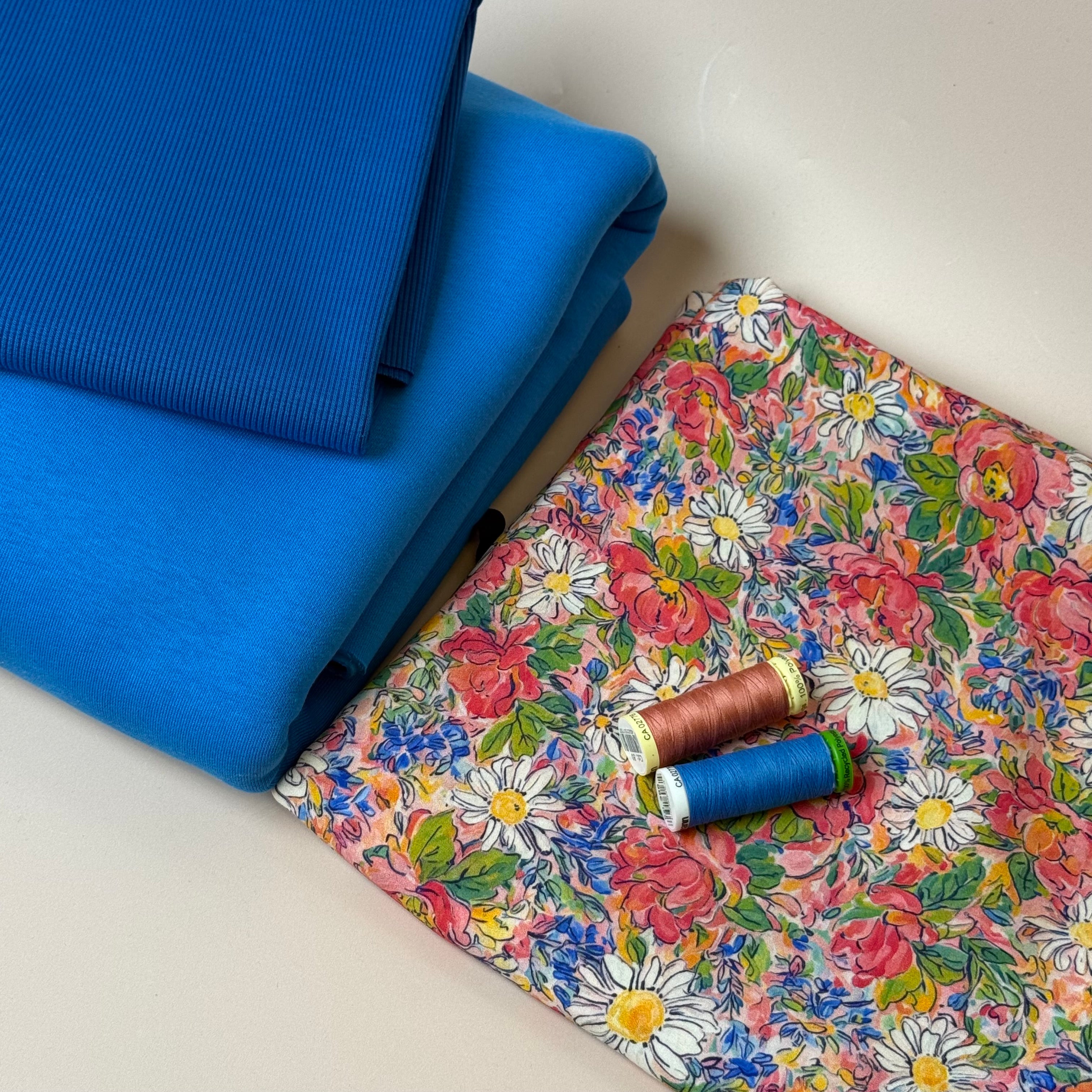 Make an Outfit Colour Bundle - Daisies Viscose & Sweatshirting in Bright Blue with Ribbing