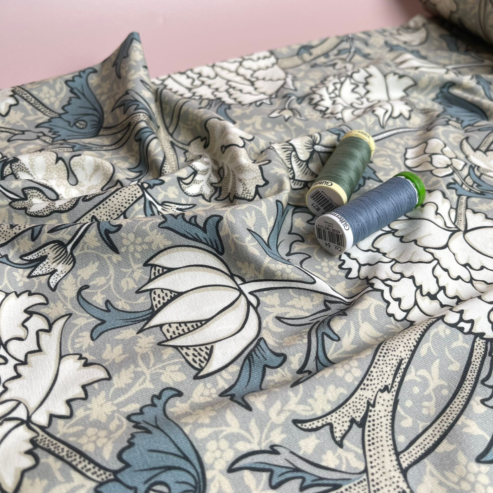 Danish Design - Neutral Morris Floral Cotton Jersey