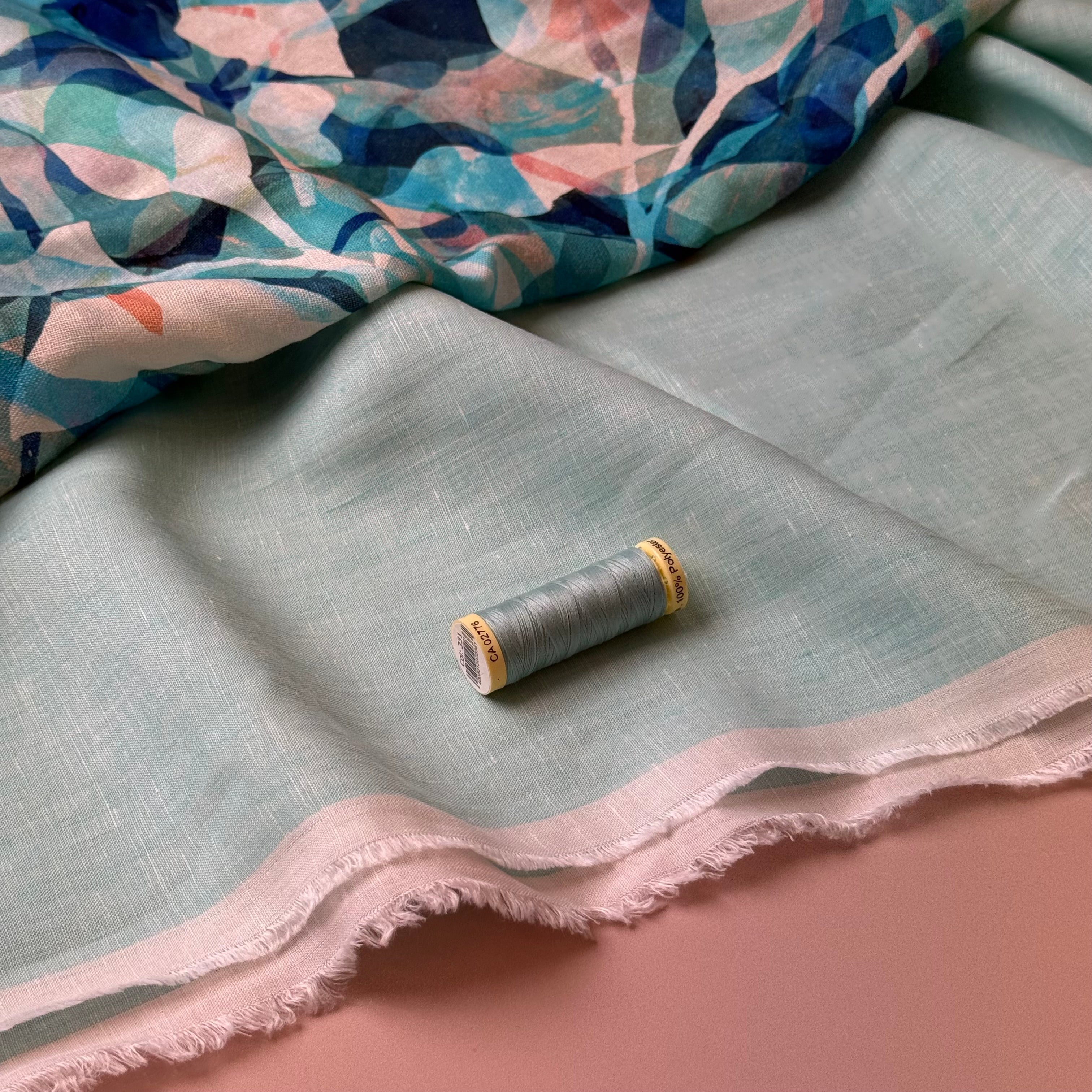Deadstock - Fine Quality Yarn Dyed Linen Fabric in Mint