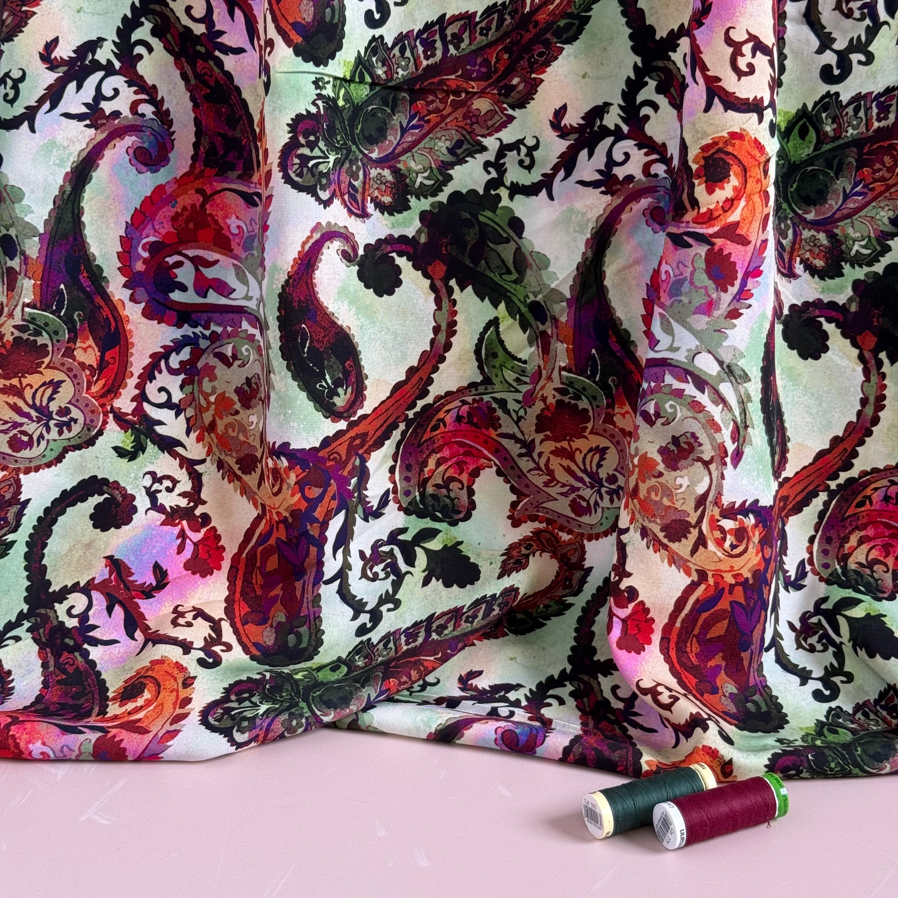 Fluid Paisley Viscose Twill with LENZING™ ECOVERO™ fibres