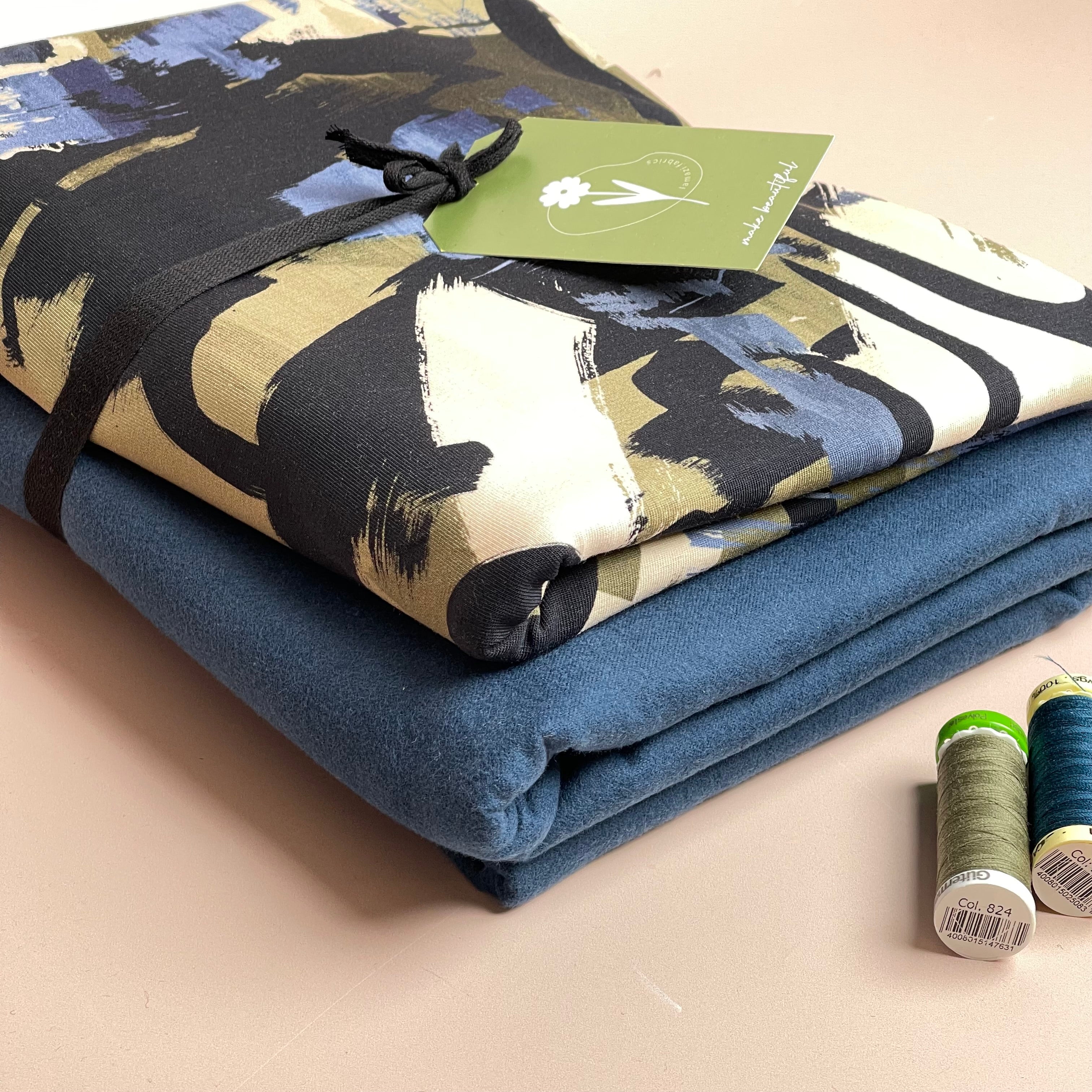 Limited Edition - Luxury Pyjama Kit with Printed Cotton Jersey and Deep Ocean Flannel