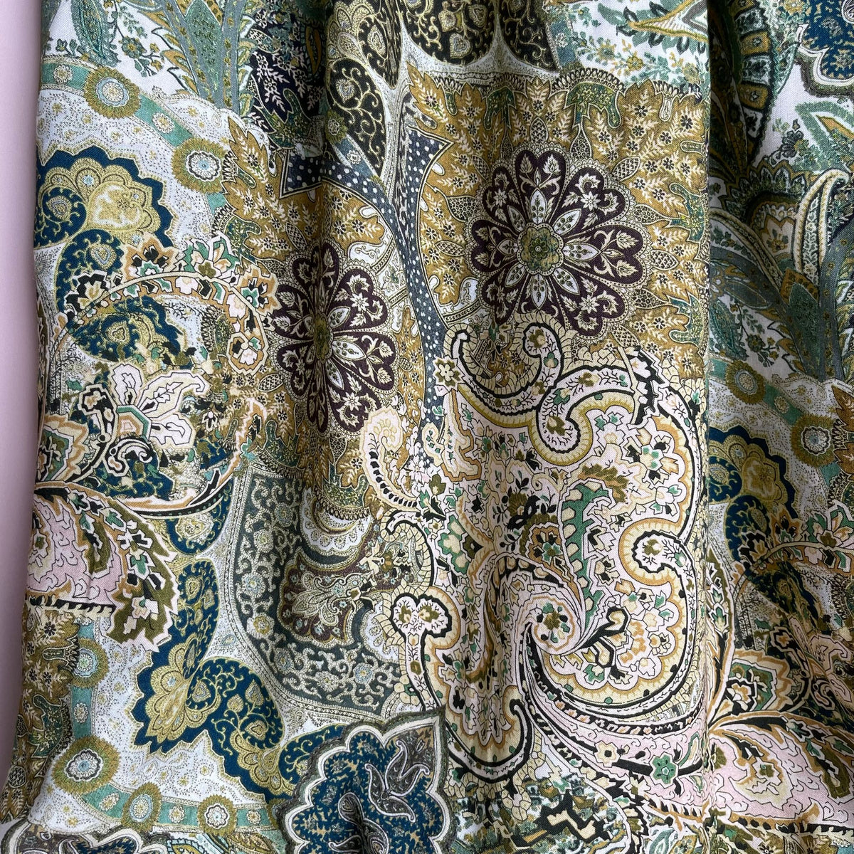 Ornate Paisley on White Viscose Fabric – Lamazi Fabrics