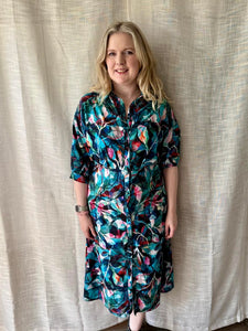 Lamazi Makers Club - March Luxury Bag - Silmu Shirt Dress Sewing Kit in Viscose