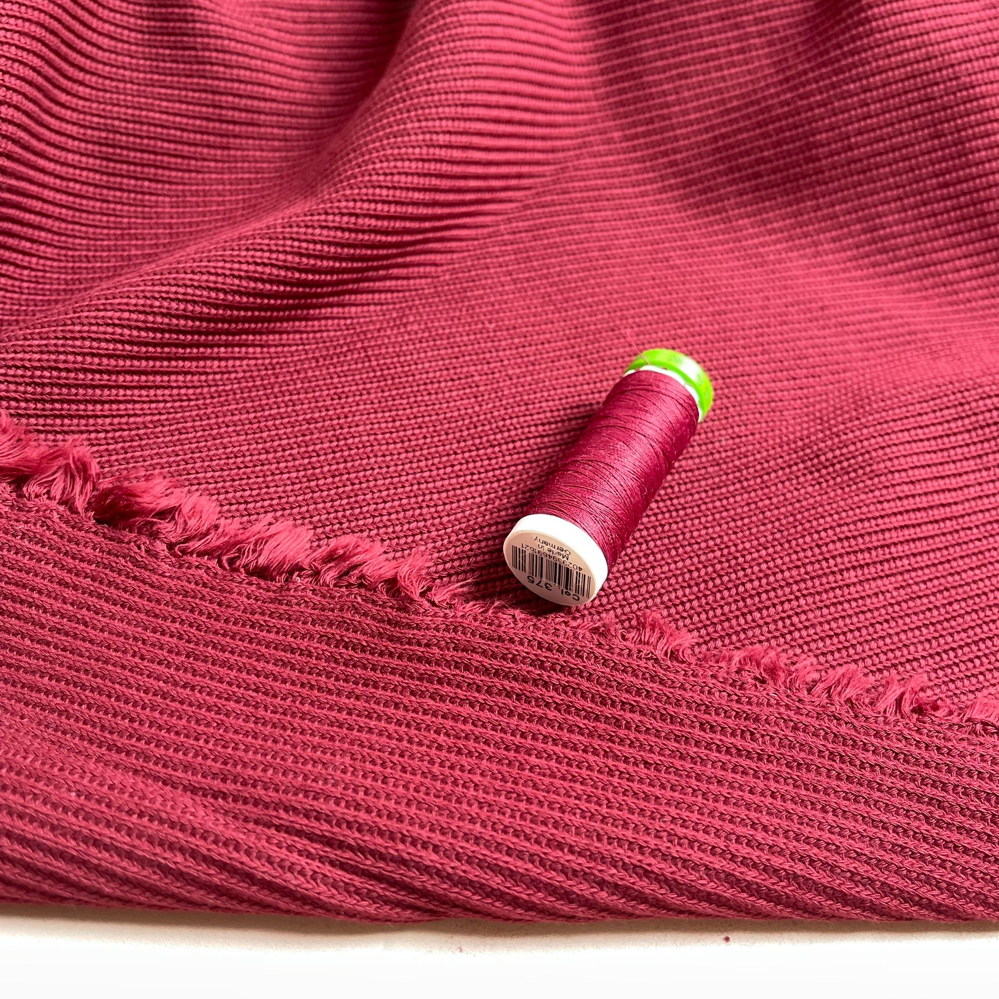 Bordeaux Ribbed Cotton Cable Knitted Fabric