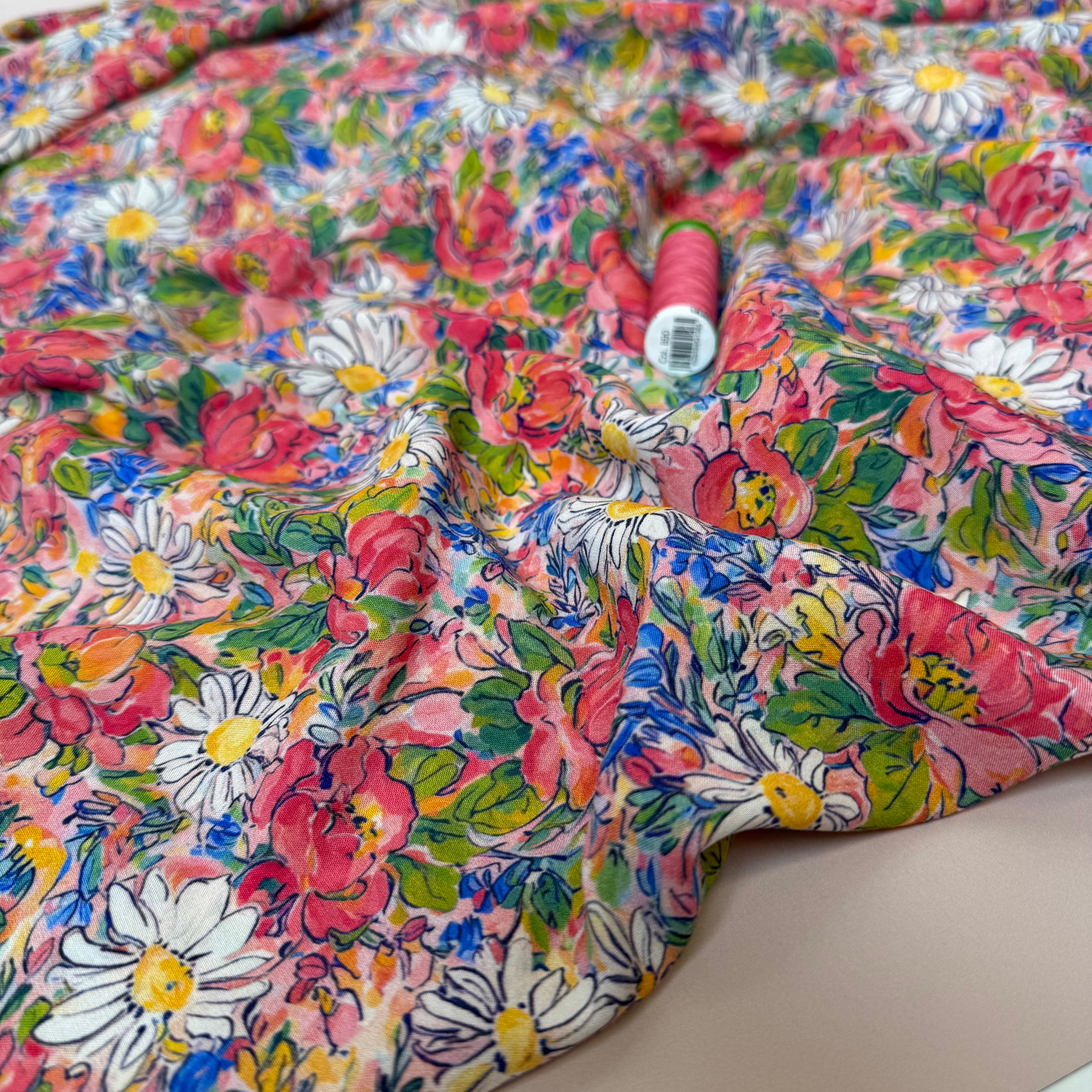 Daisies in Field LENZING™ ECOVERO™ Viscose Fabric