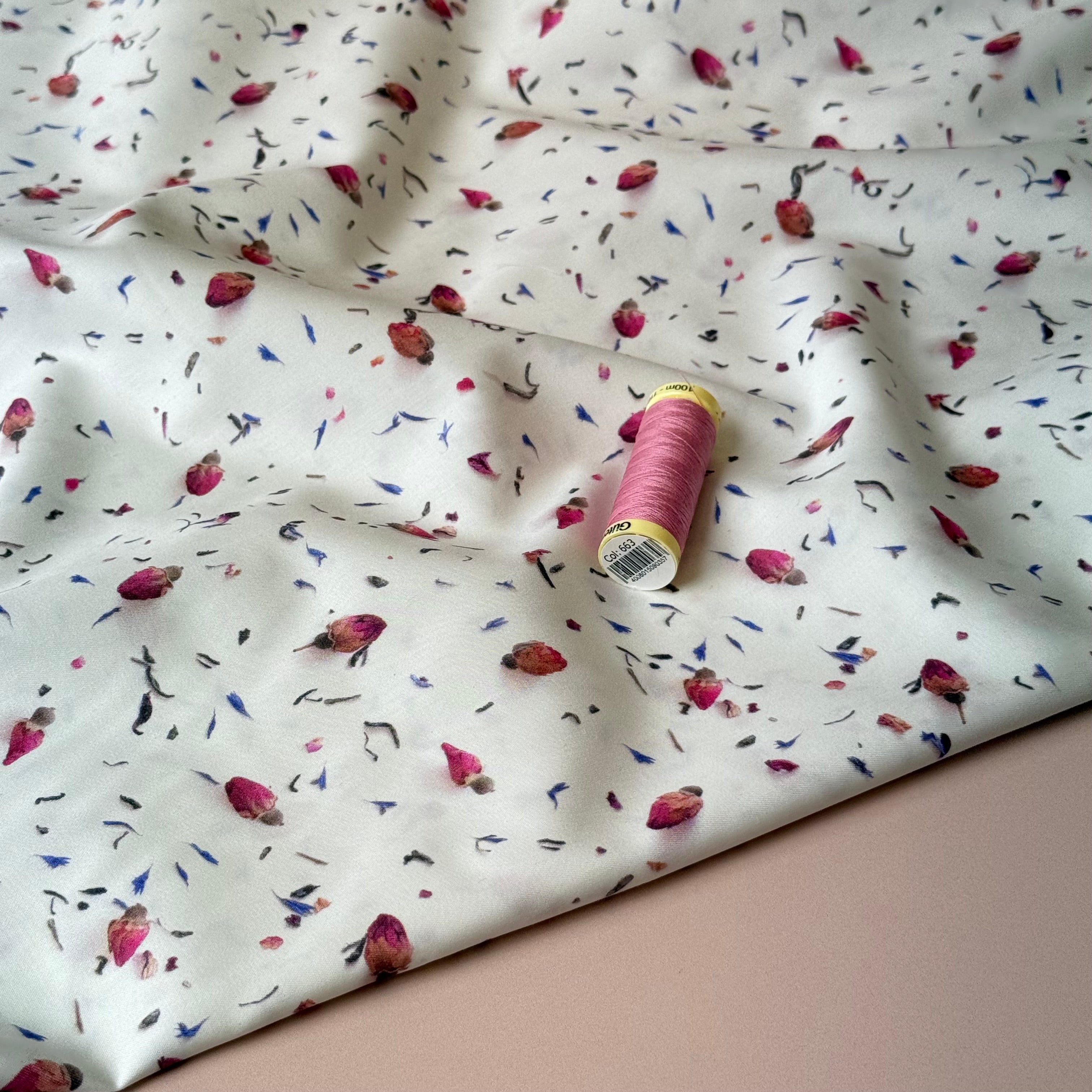 Ex-Designer Deadstock Rosebuds Fine Cotton Fabric