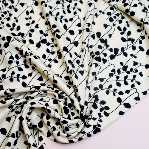 PRE-ORDER - MID SEPTEMBER DELIVERY Mind The MAKER - Goya Ivory Viscose Twill with LENZING™ ECOVERO™ fibres